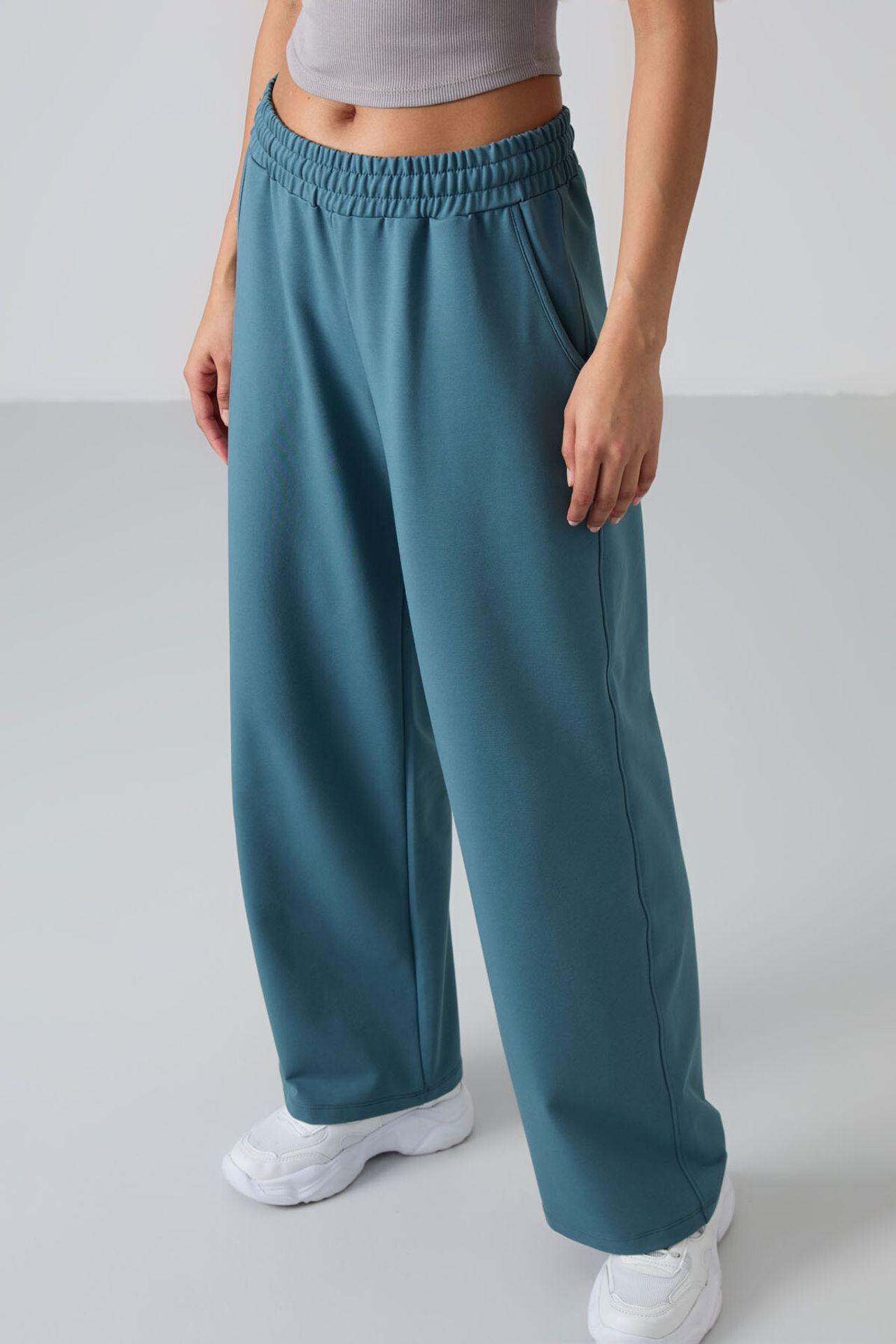TOMMY Wide-Leg Pull-On Sweatpants 4