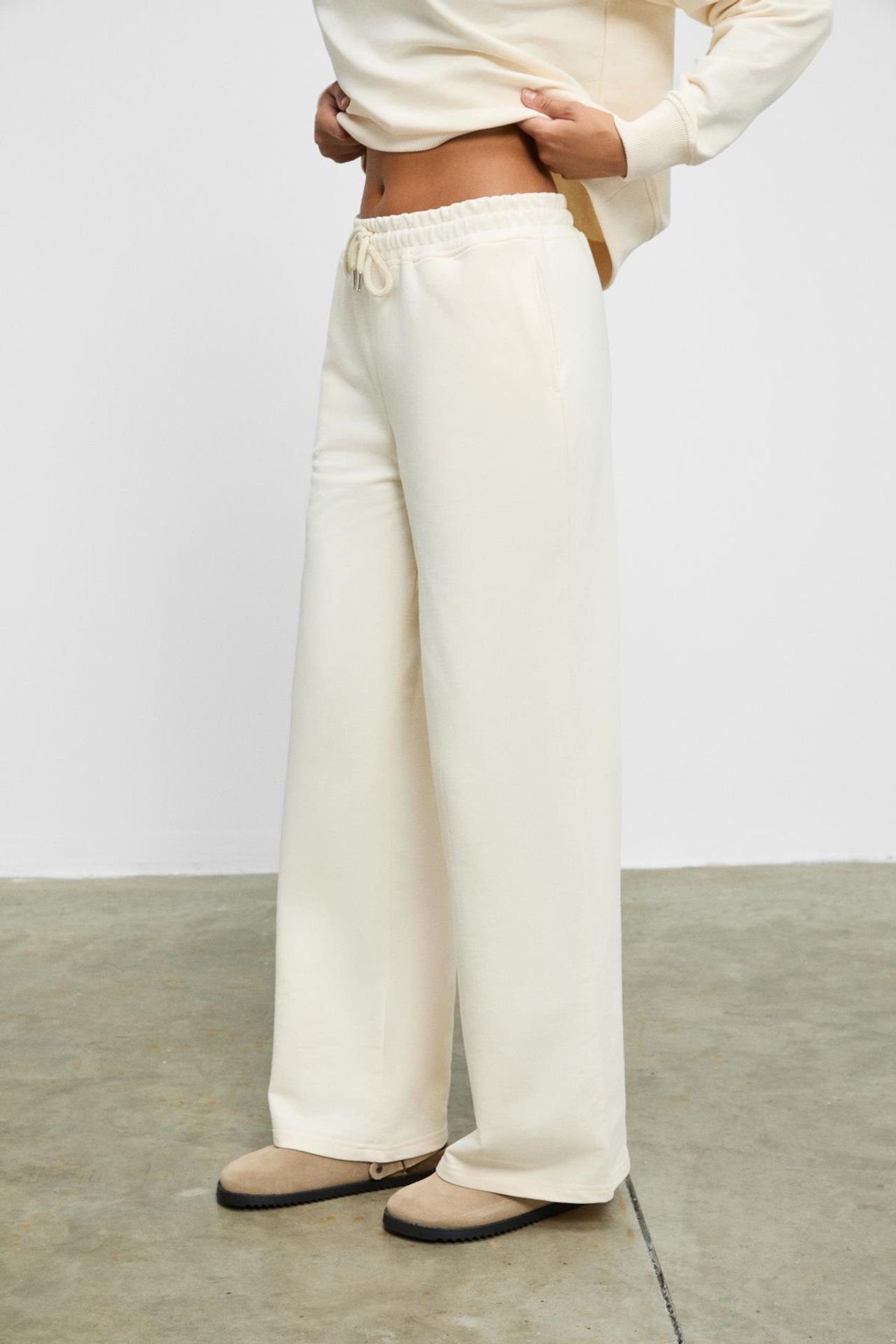 ETHIQUET Drawstring Elastic Waist Wide Leg 2-Piece Set with Pockets 6