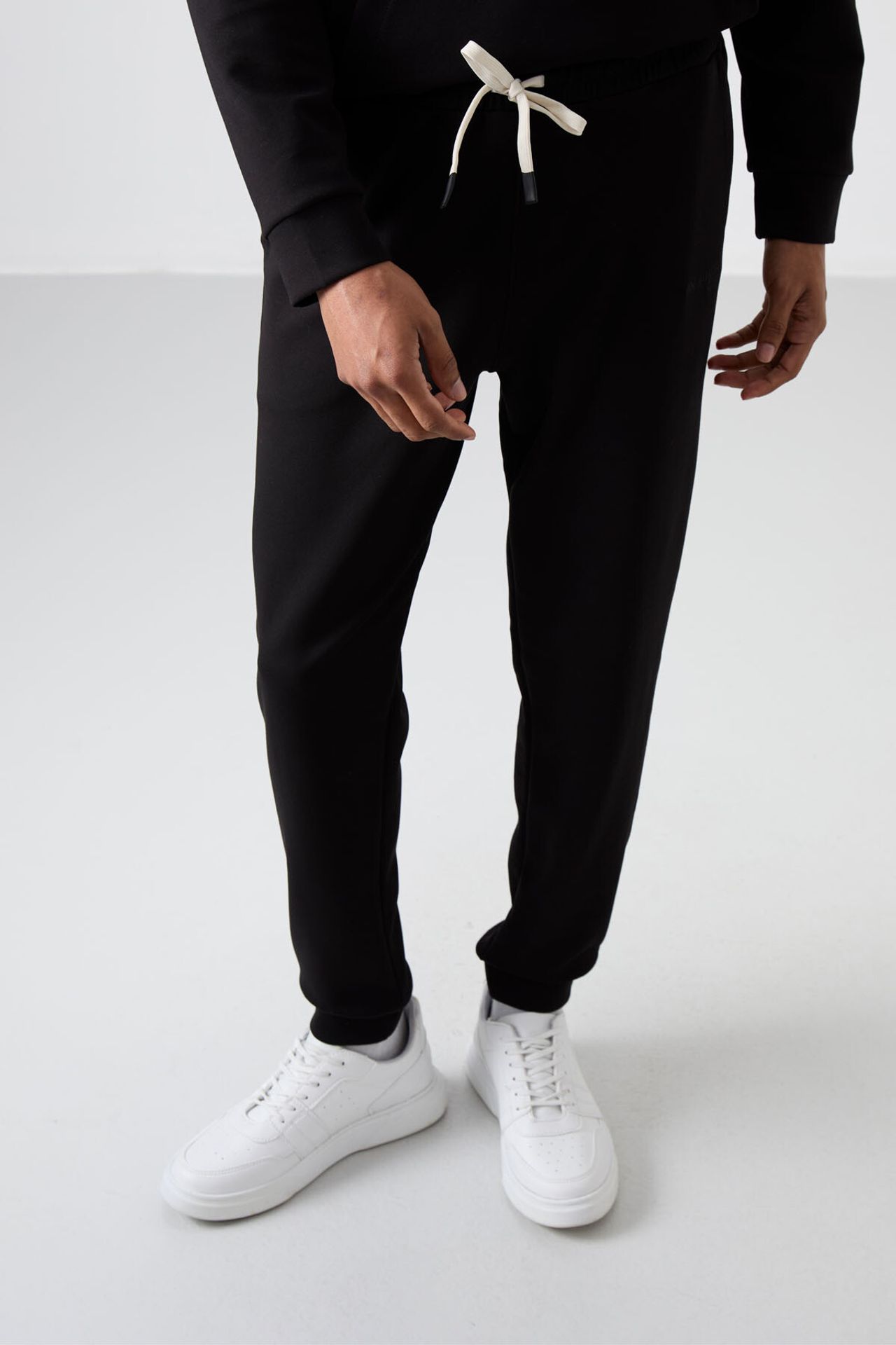 TOMMY Men's Hooded Sweatshirt And Pants Set 6