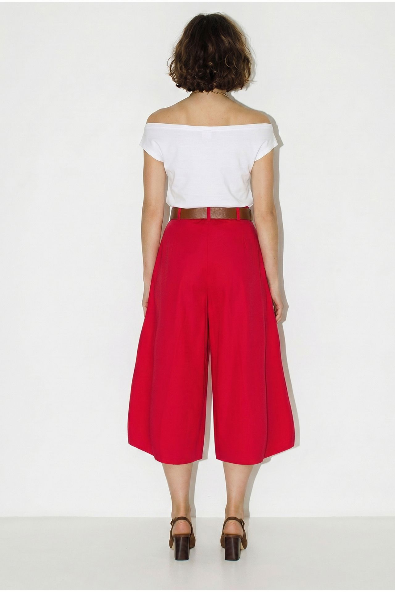LUCCI High-waist Wide-leg Pleated Culottes 4