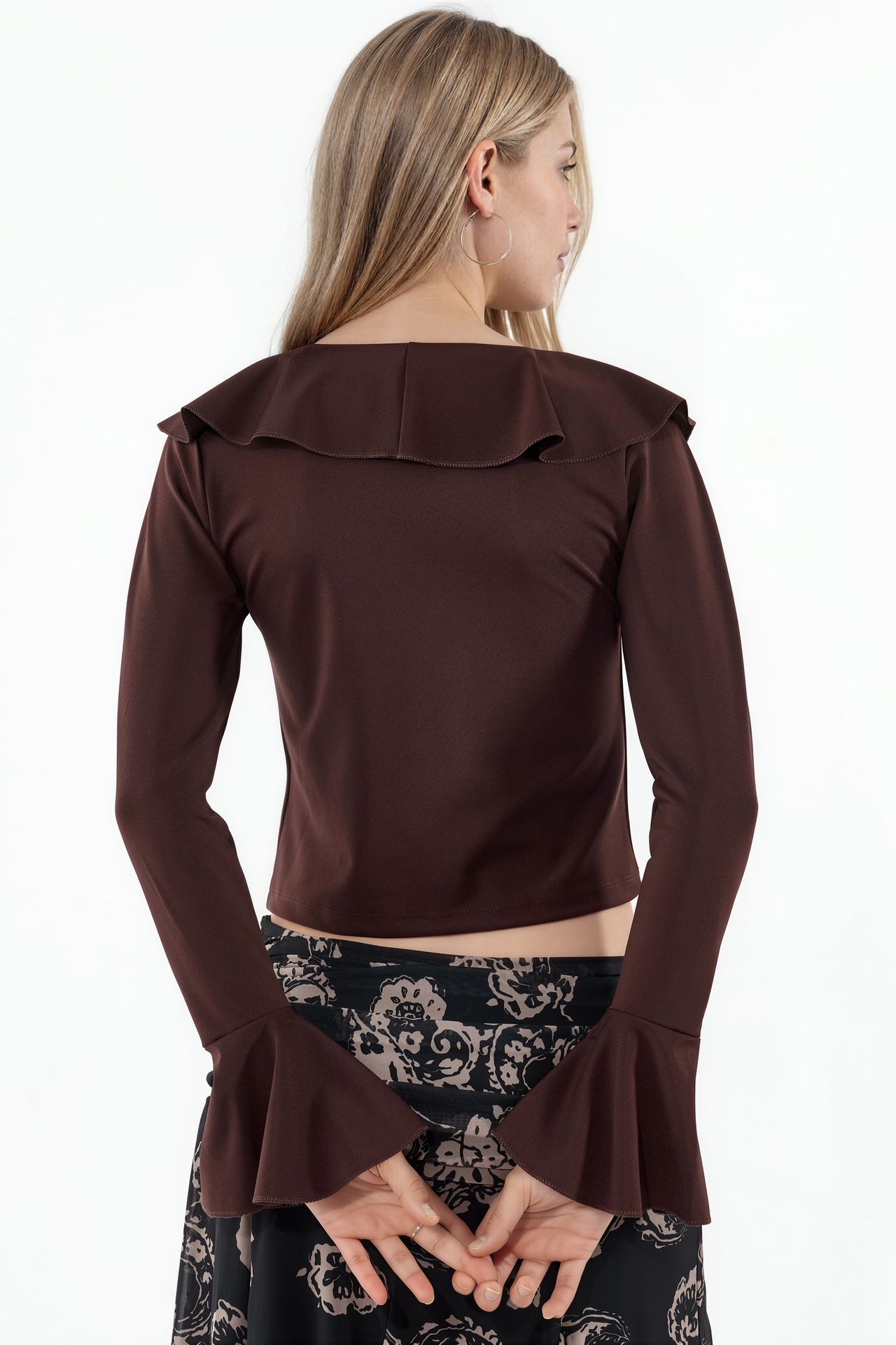 BDART Frilly V-Neck Crop Blouse 3