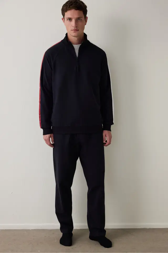 PENTI Men's Striped Oversize Jogger Pajama Set