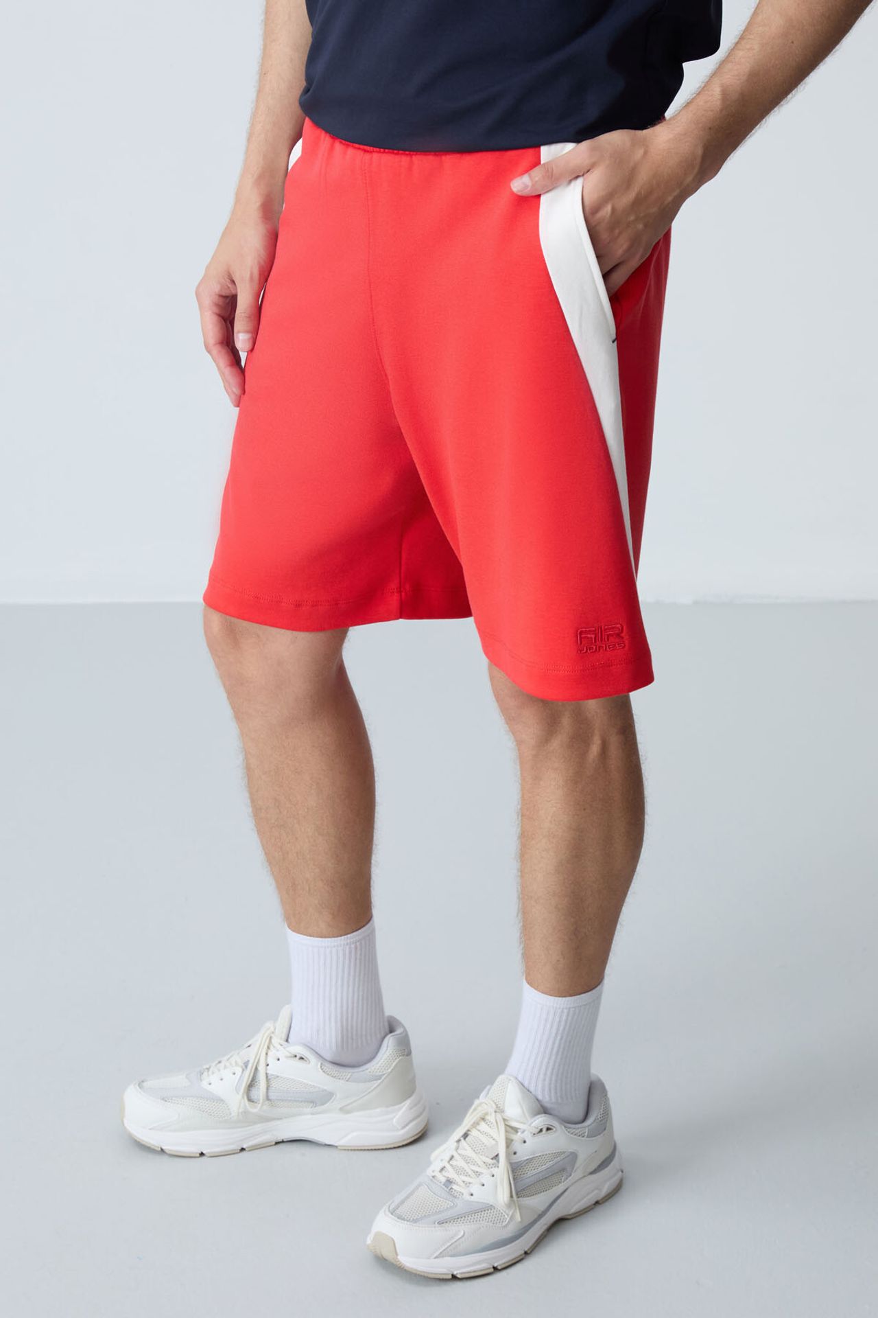 TOMMY Men's Cotton Blend Sweat Shorts 2