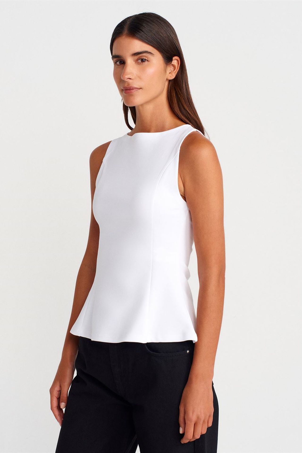 DILVIN Fitted Sleeveless Peplum Blouse 1
