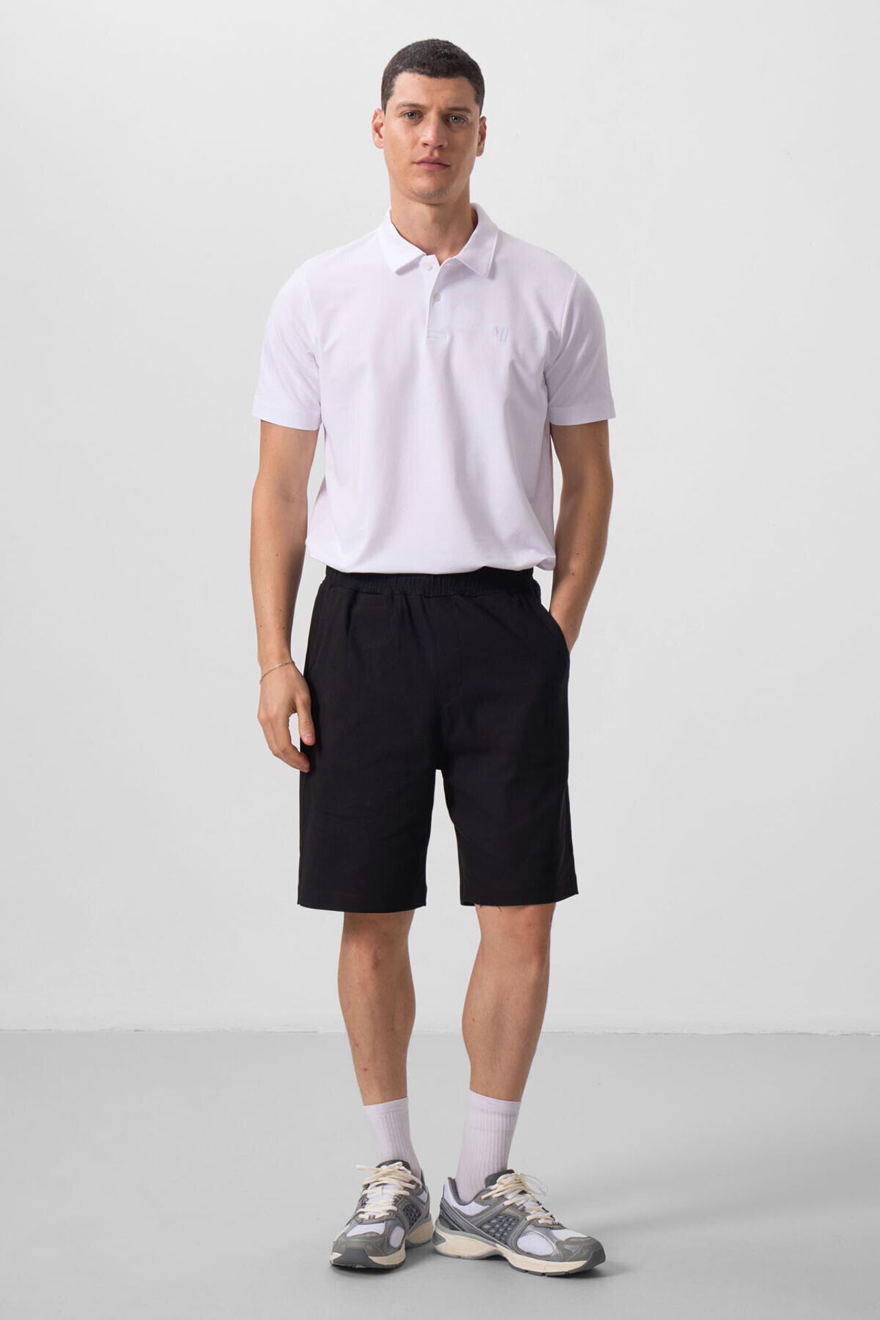 TOMMY Men's Cotton Blend Shorts 2