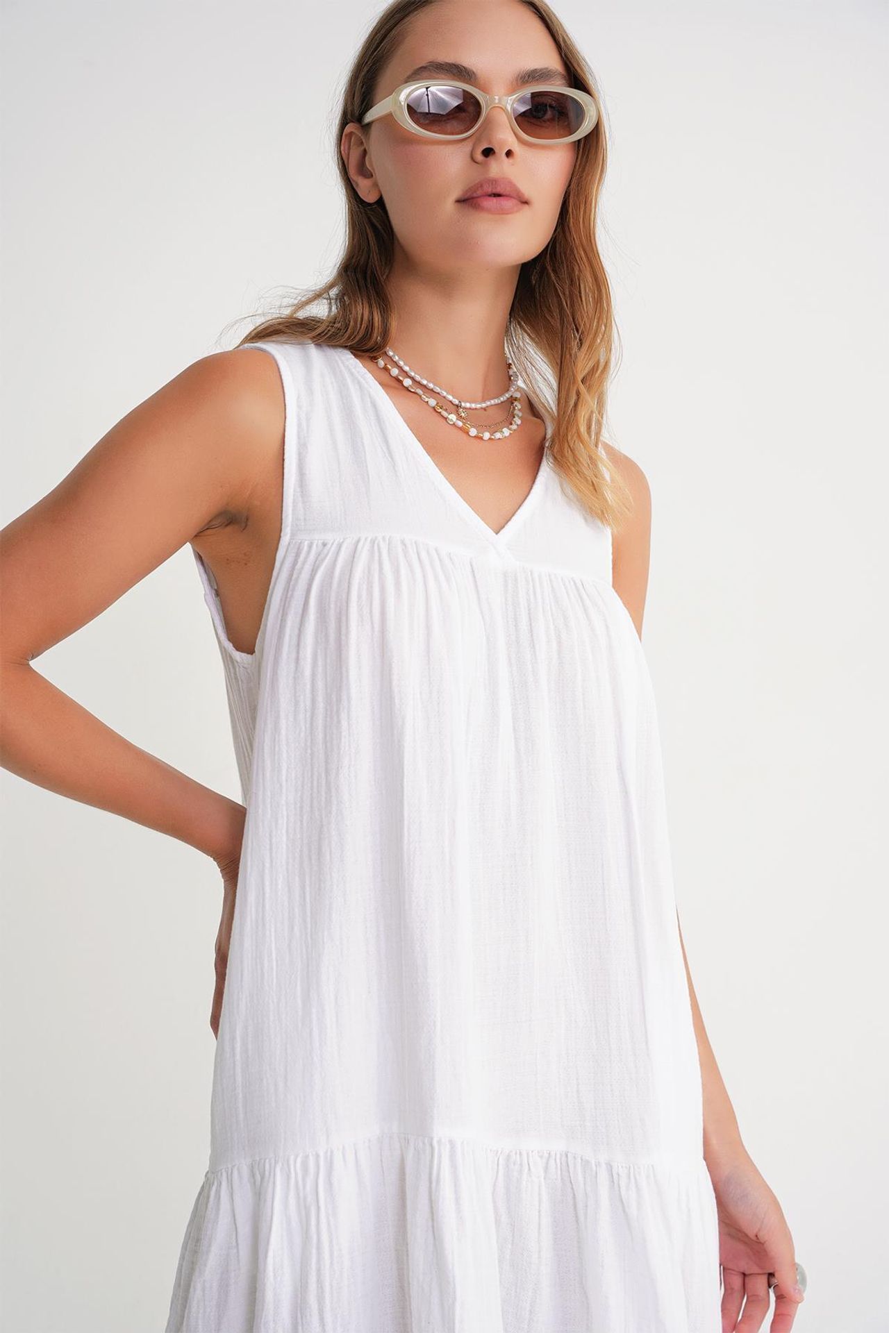 Mixray Sleeveless V-Neck Muslin Midi Dress with Pockets 4