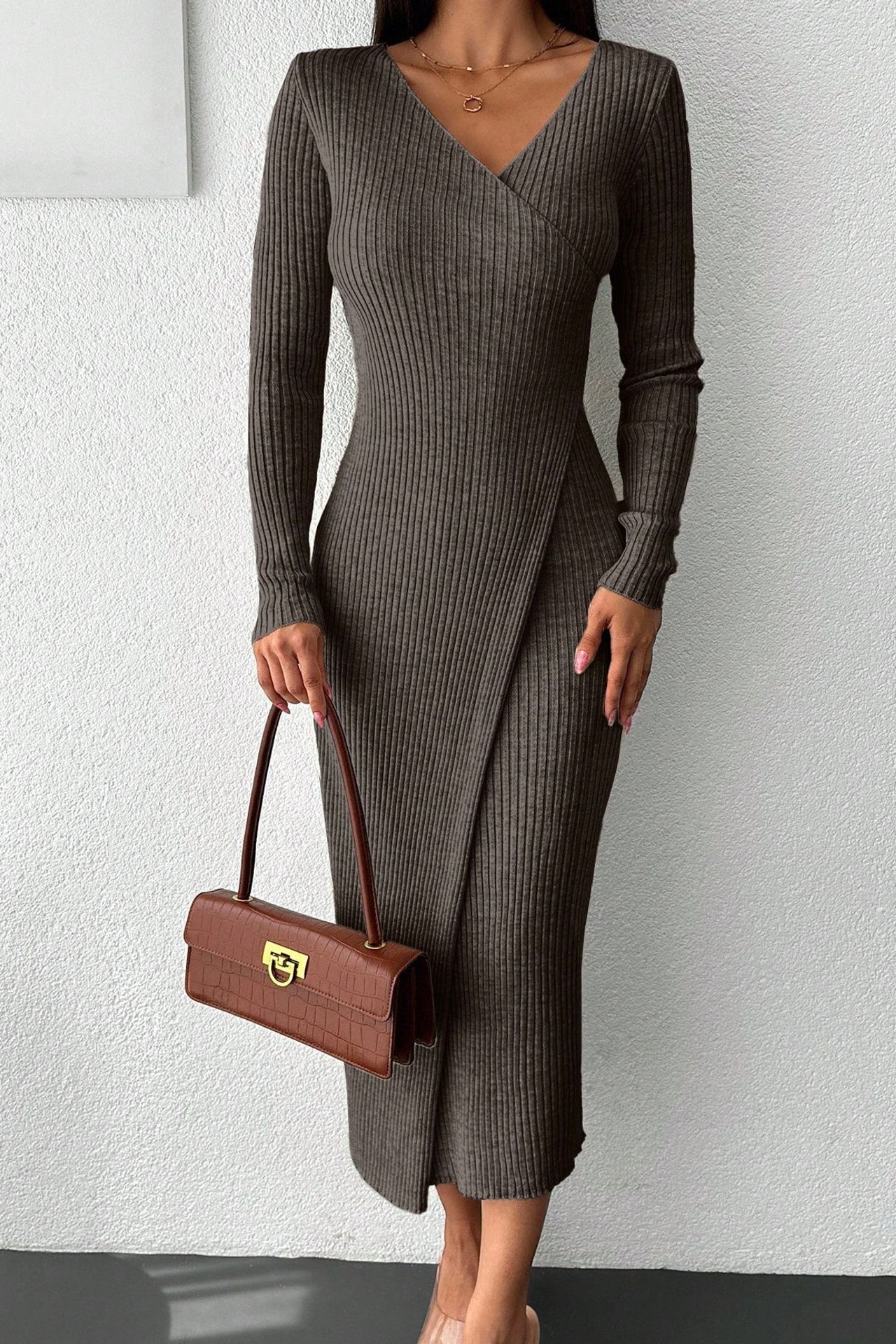 MY FASHION Ribbed V-neck Bodycon Midi Dress 3