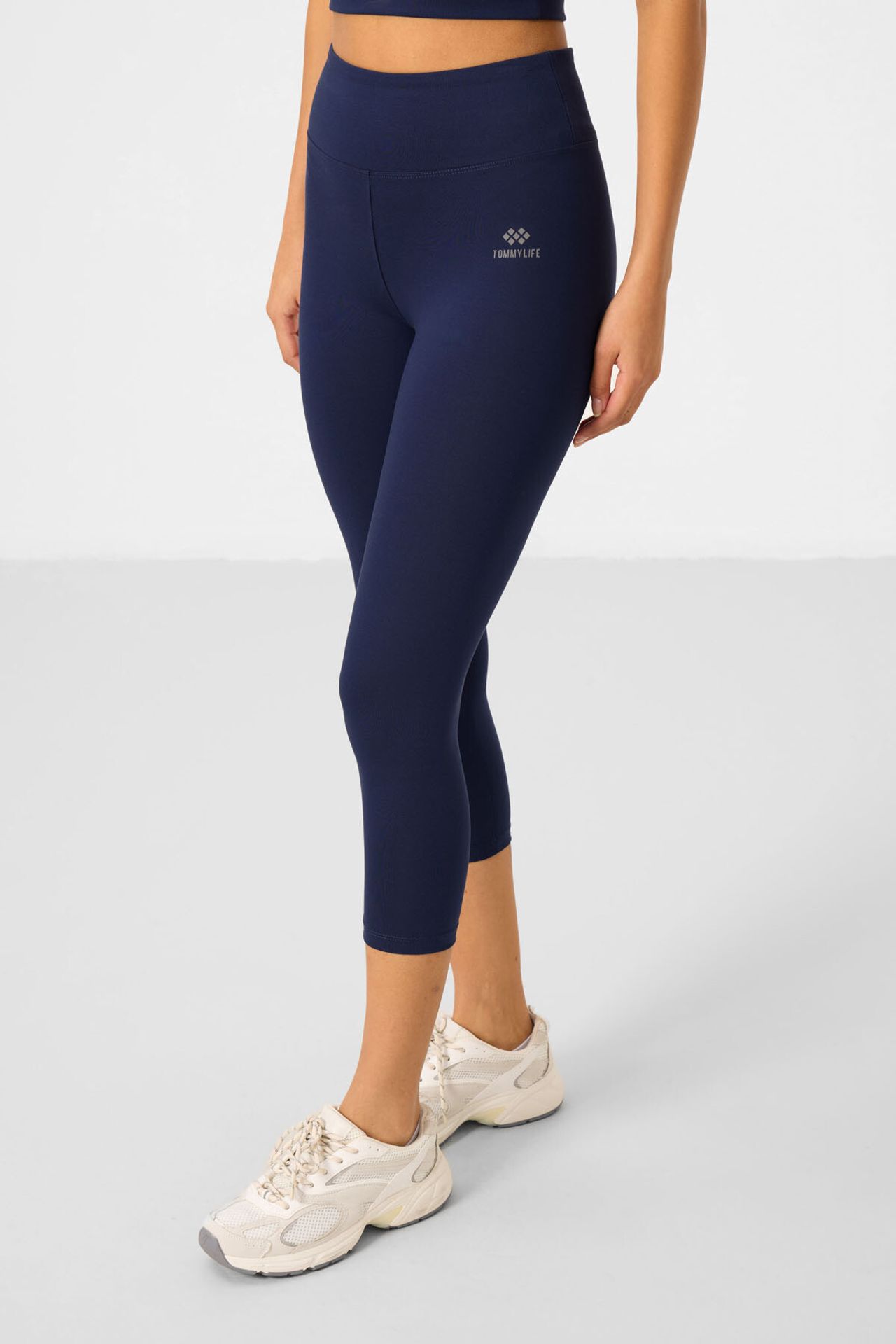 TOMMY Cotton Elastane Capri T-Shirt and Leggings Set 6