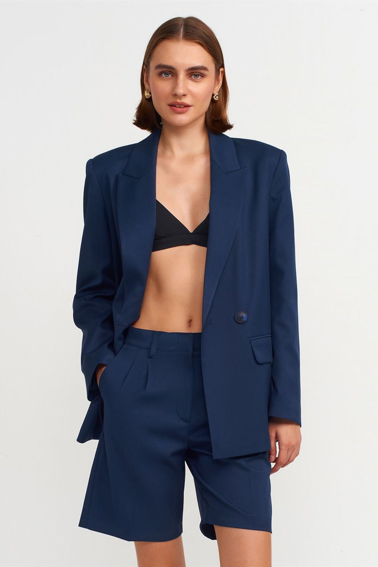 DILVIN High-Waist Belted Wide-Leg Shorts 4