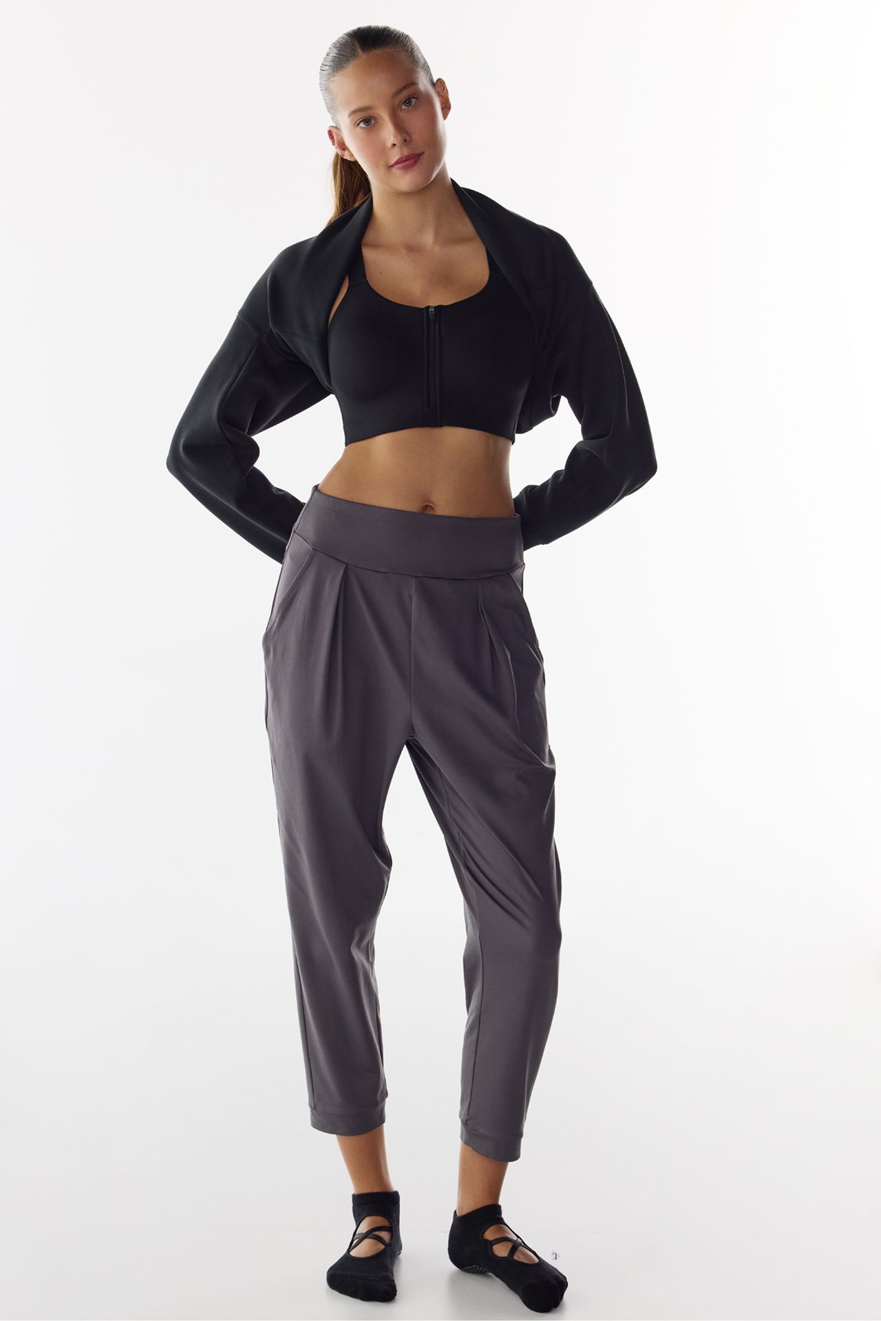 PENTI Wonder High Support Zip-Front Power Zip Front Sports Bra 4