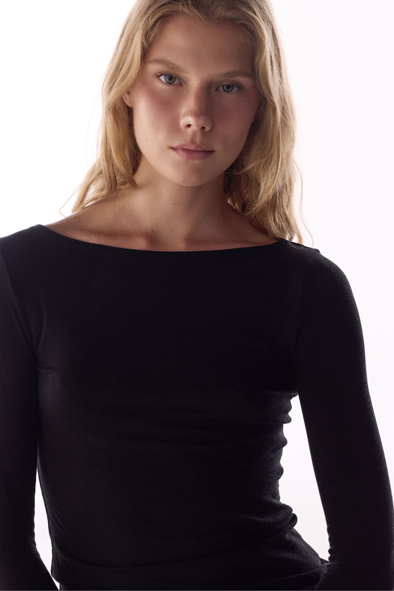 PENTI Clean Boat Neck Cashmere Long Sleeve Blouse 4