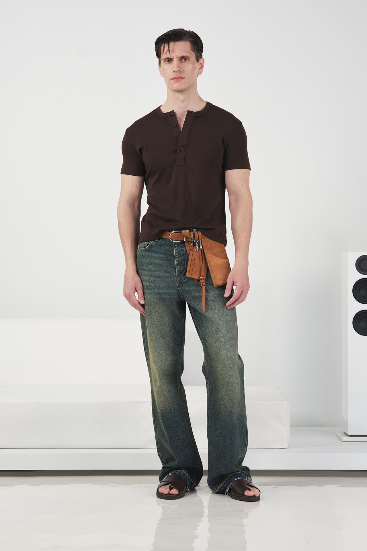 GIESTO Slim Fit Crew Neck Cotton T-Shirt with Button Detail 1
