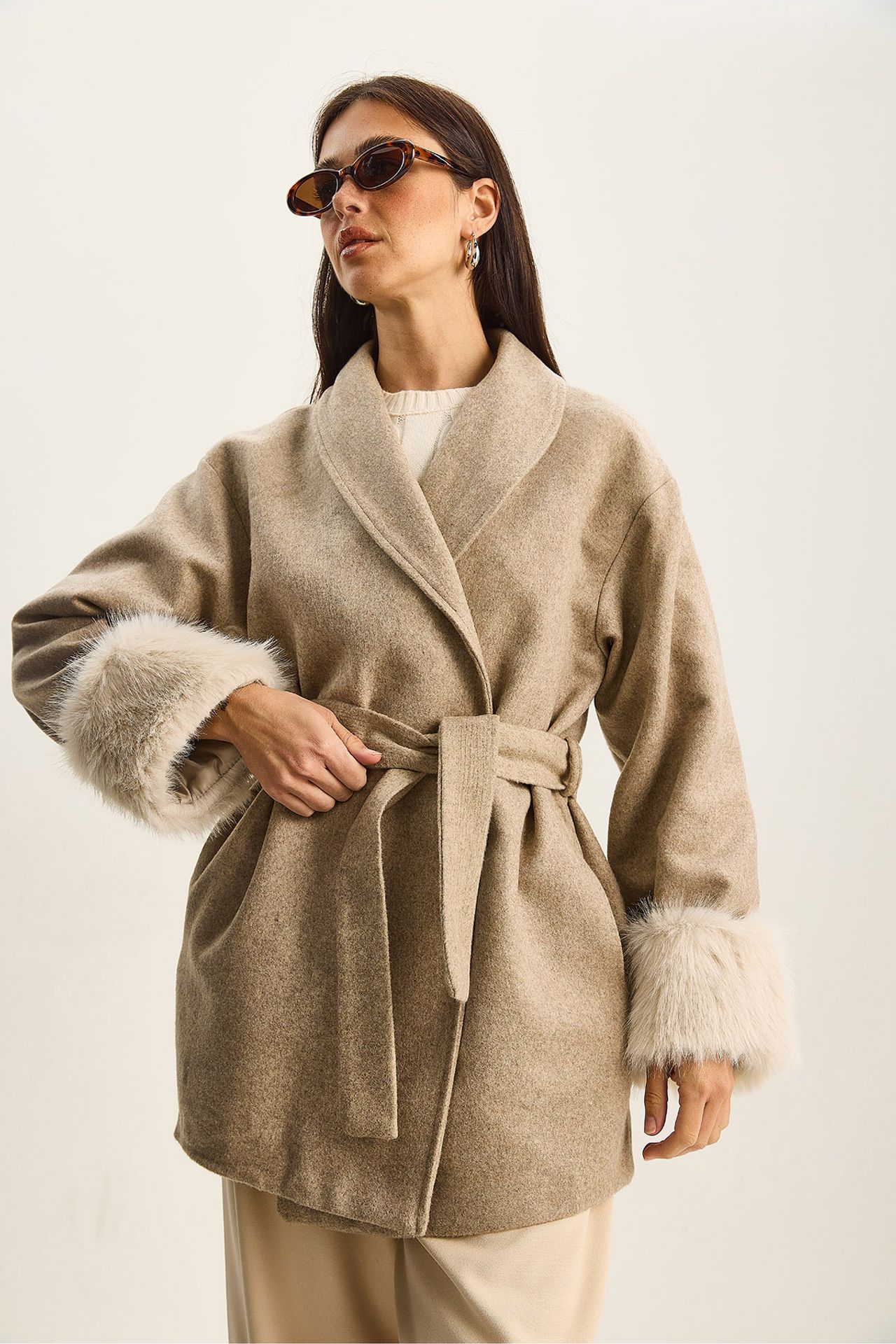 Oversized Shawl Collar Felt Jacket with Faux Fur Cuffs 3