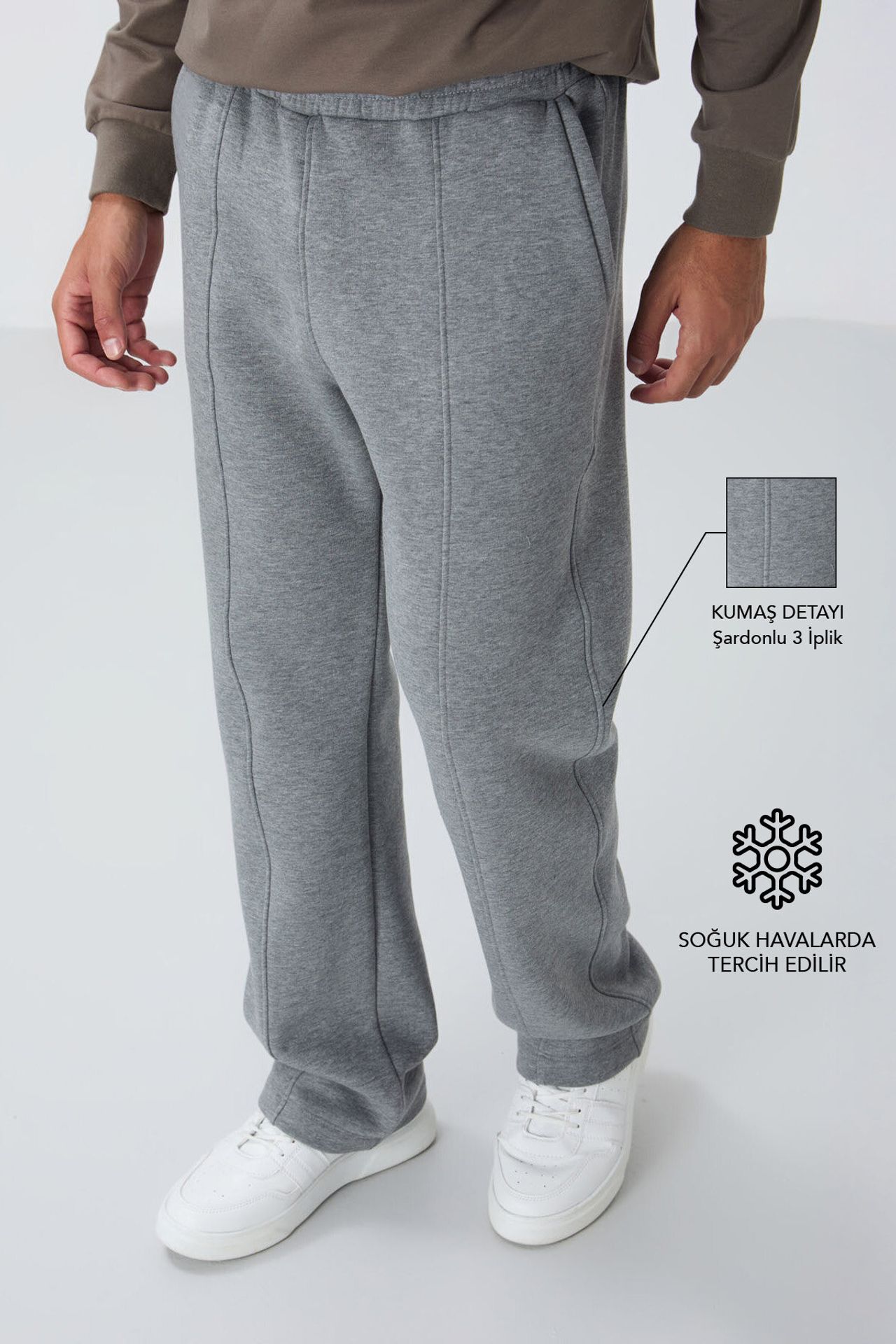 TOMMY Men's Regular Fit Fleece Sweatpants 1