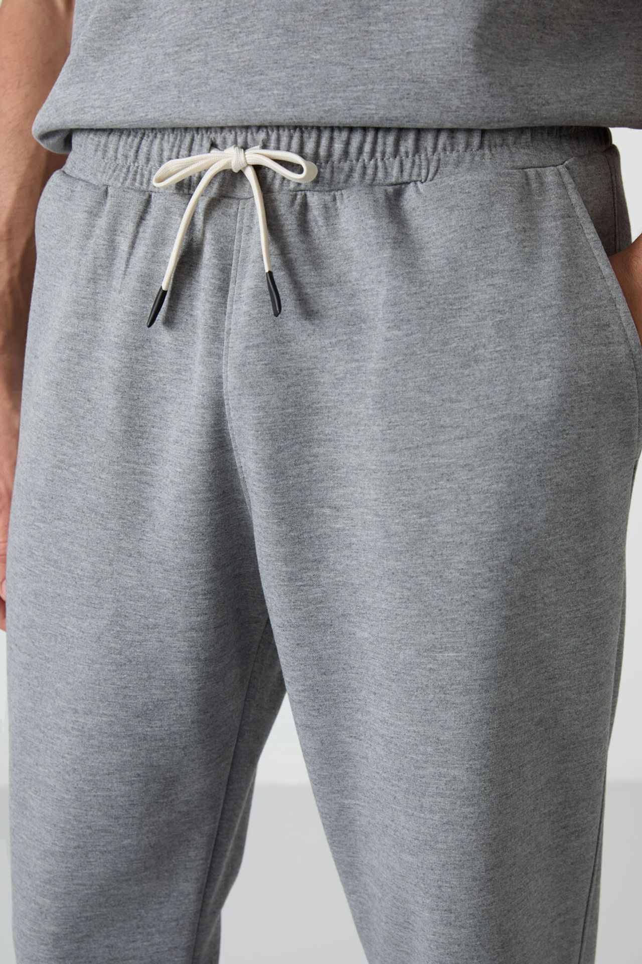 TOMMY Men's Oversized T-shirt And Pants Set 3