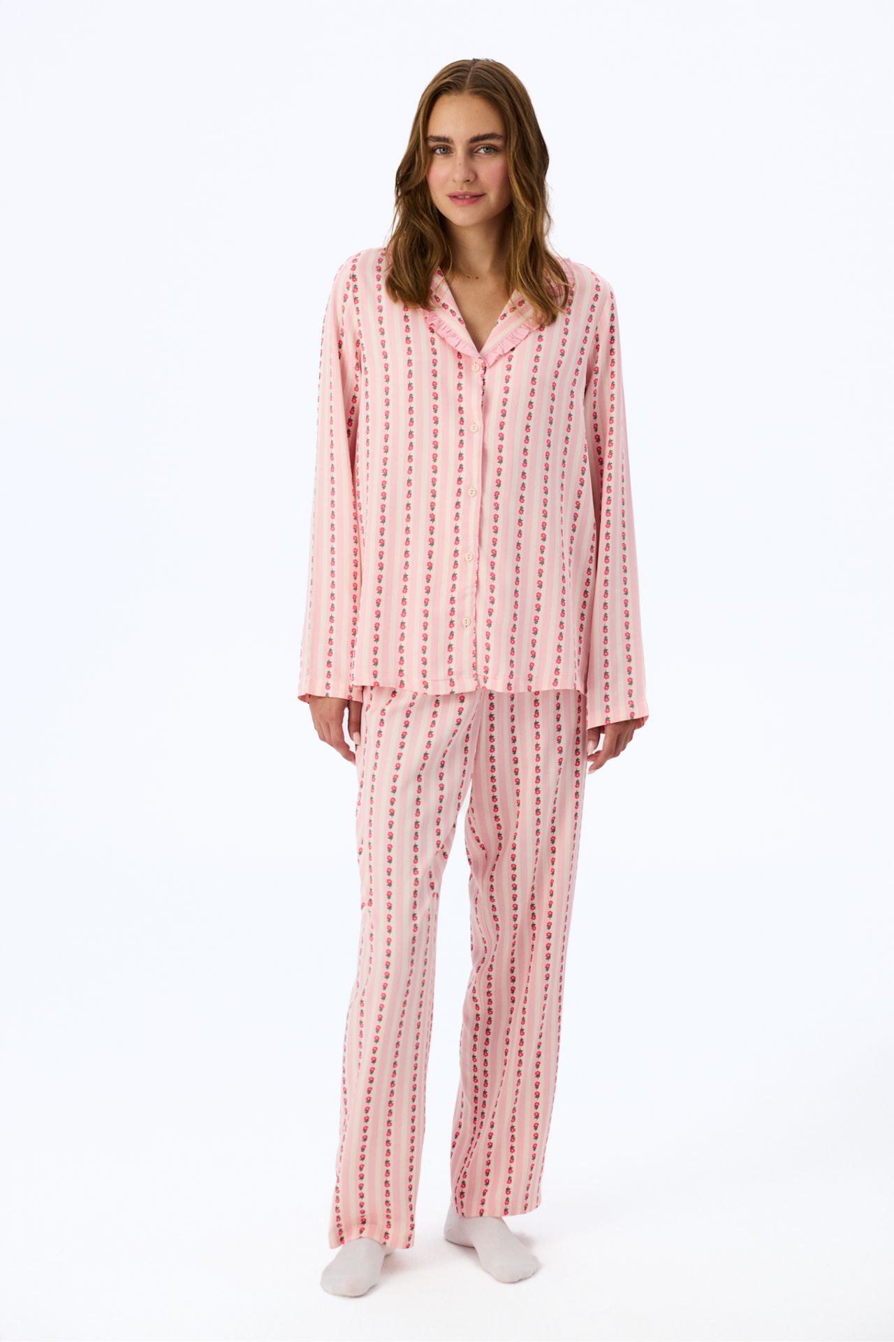 PENTI Light Floral Ruffled Long Sleeve Shirt Trousers Pajama Set 1