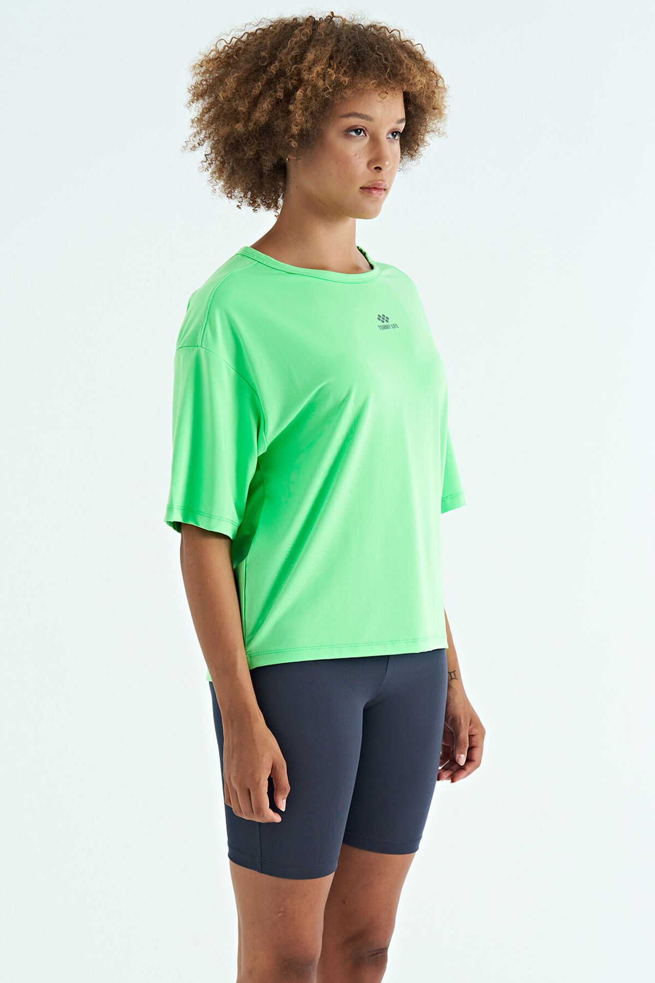 TOMMY Oversized Crew Neck T-Shirt 6