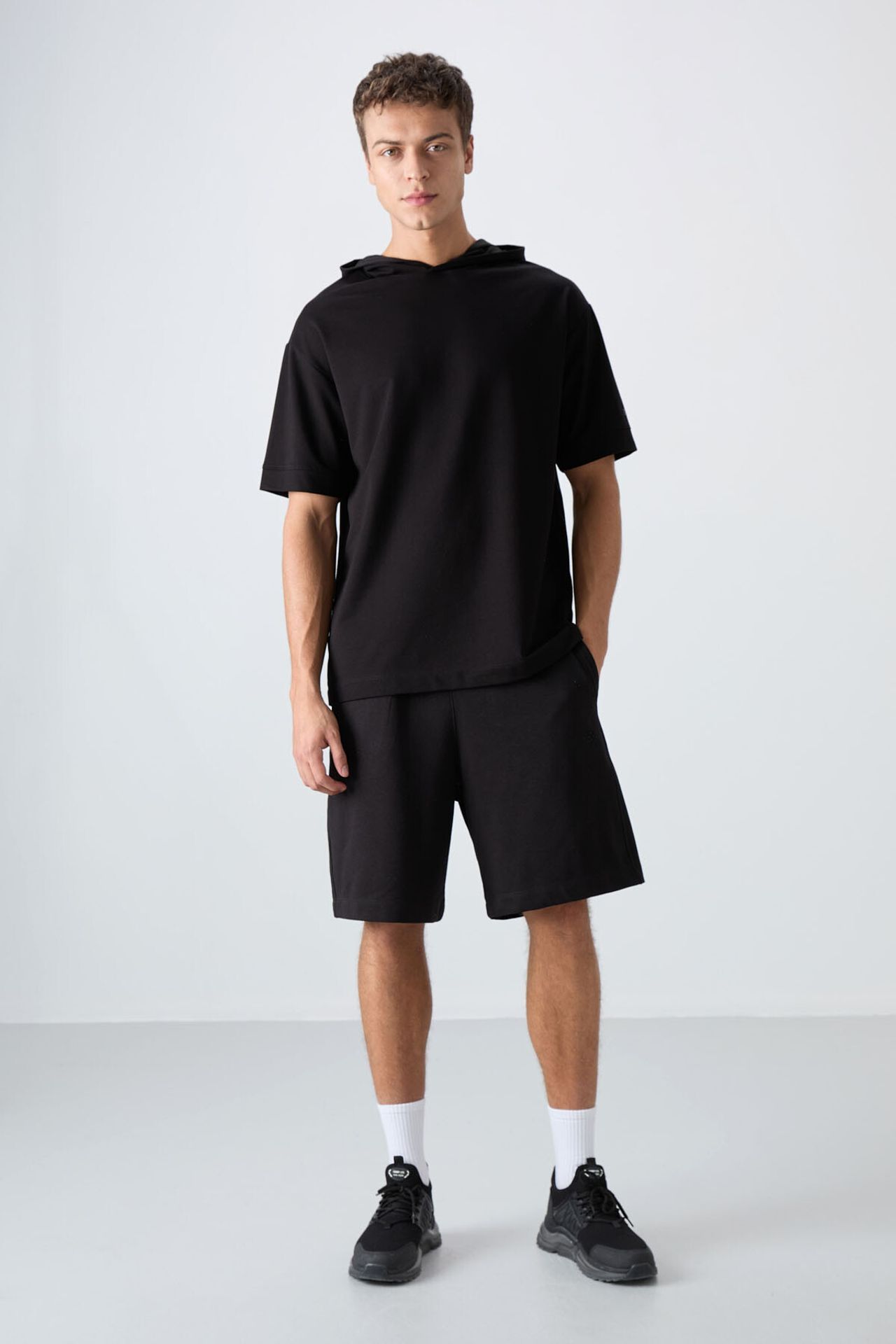 TOMMY Oversized Hooded Short-Sleeve T-Shirt 2