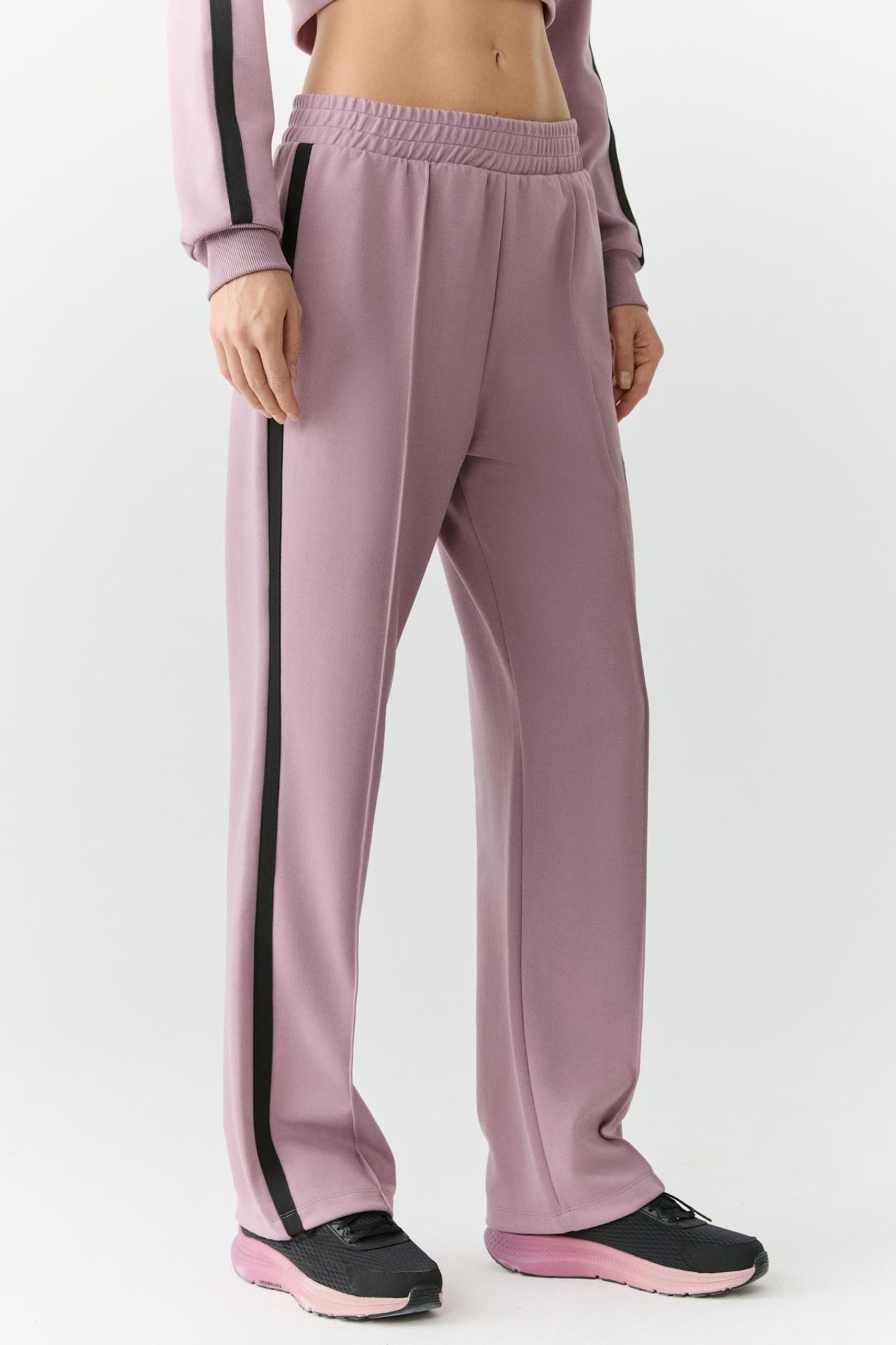 GRIMELANGE Straight Leg Elastic Waist Sweatpants 3