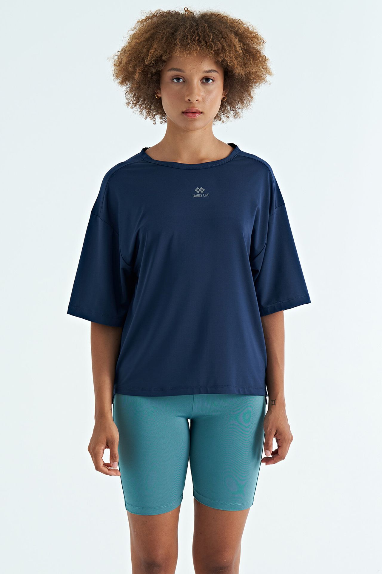 TOMMY Oversized Crew Neck T-Shirt 2
