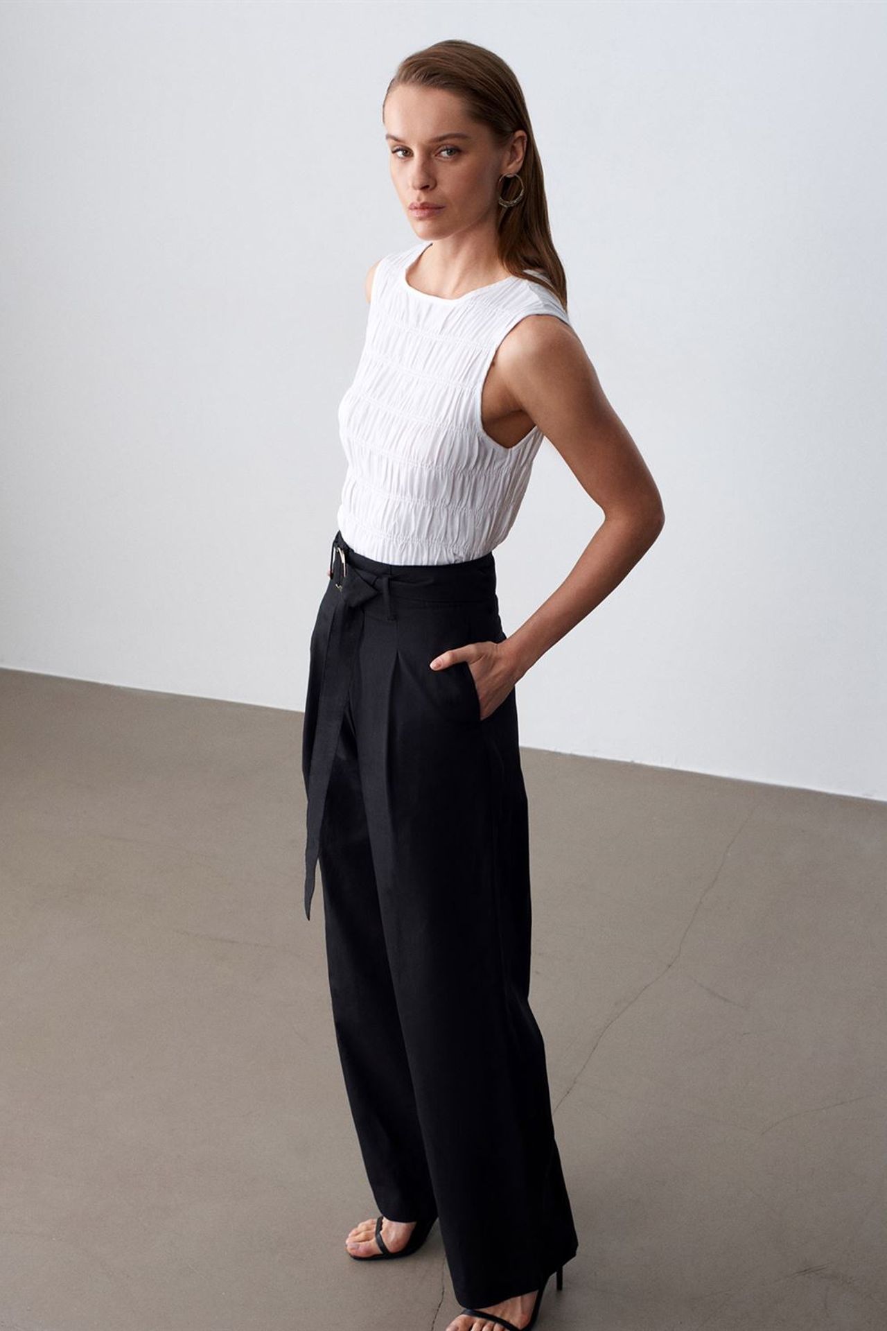 DILVIN Belted Wide-Leg Linen Blend Trousers 4