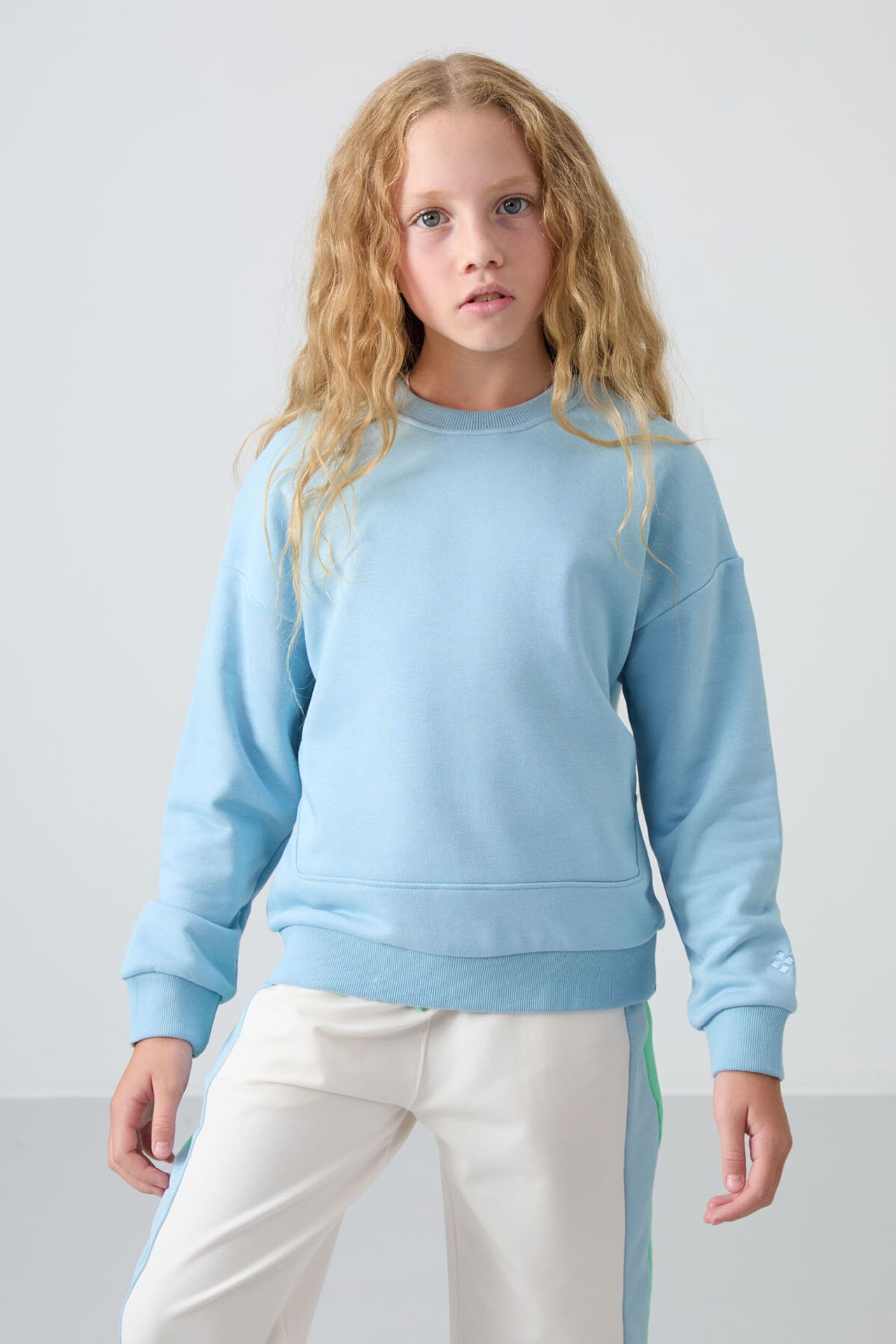 TOMMY Youth Unisex Cotton-Blend Sweatshirt 6