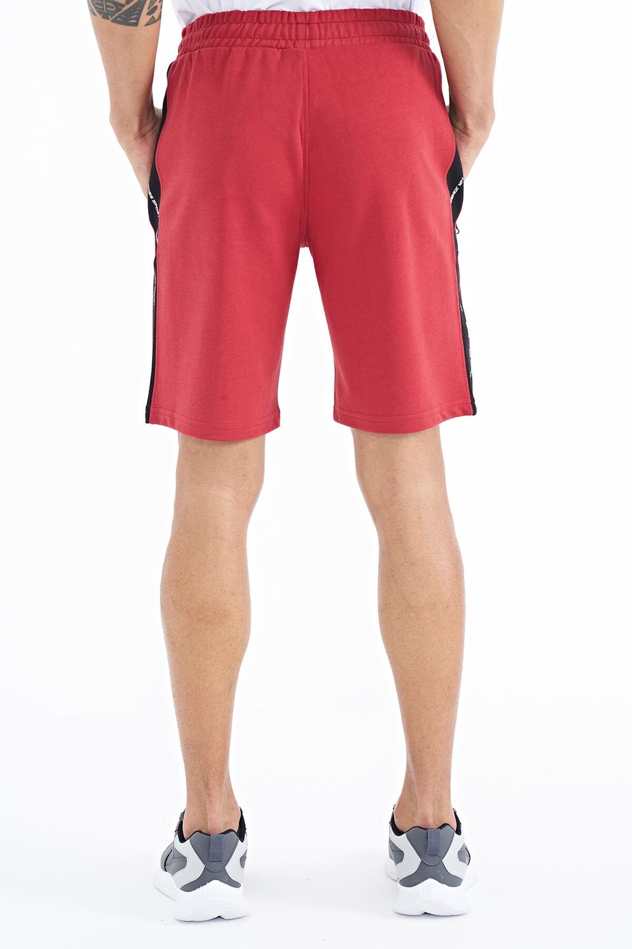 TOMMY Men's Knit Sweat Shorts 6