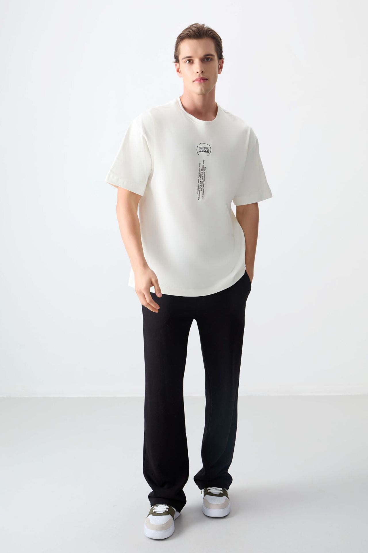 TOMMY Oversized Cotton Text Print Crew Neck T-Shirt 2