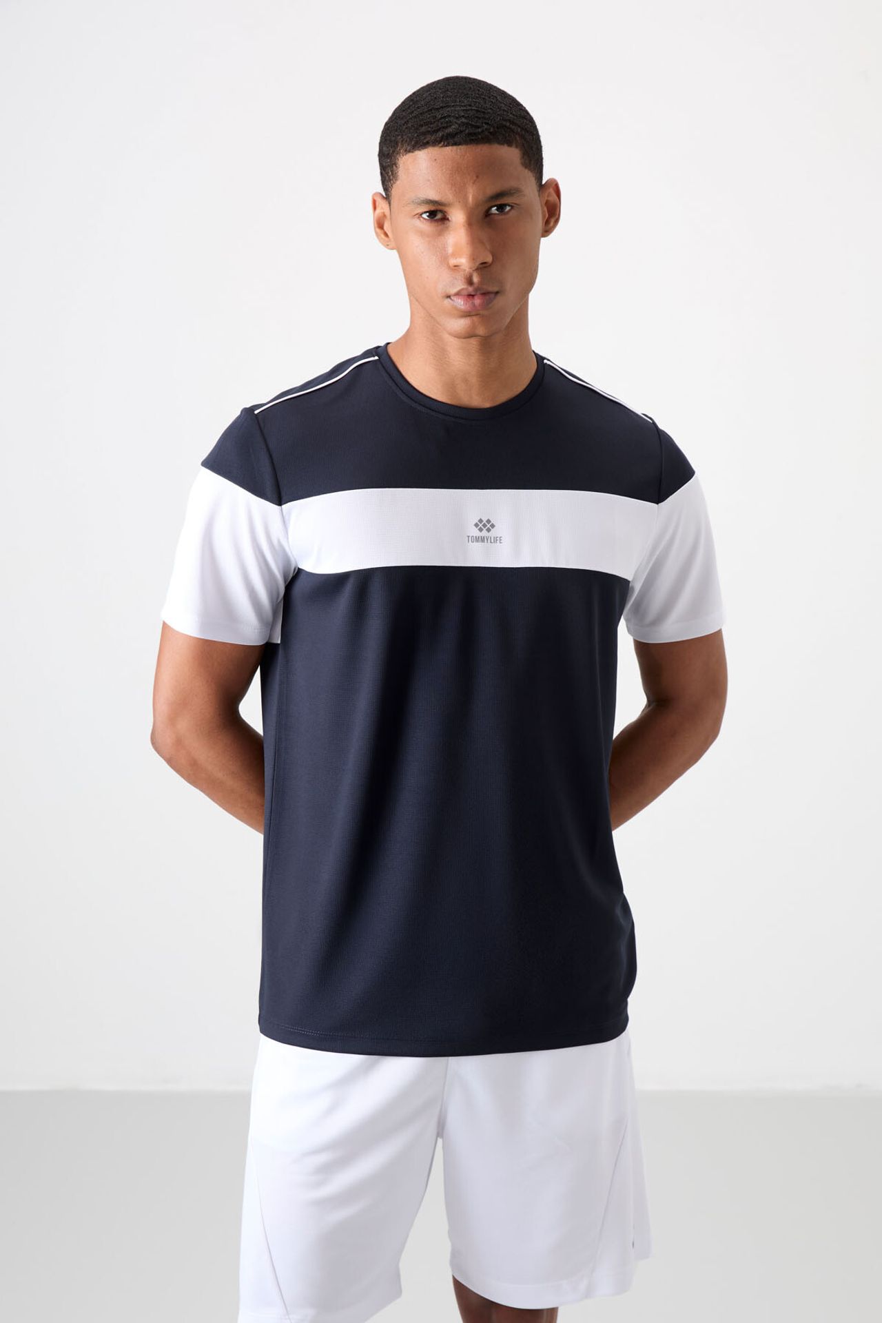 TOMMY Men's Color Block Crew Neck T-Shirt 5