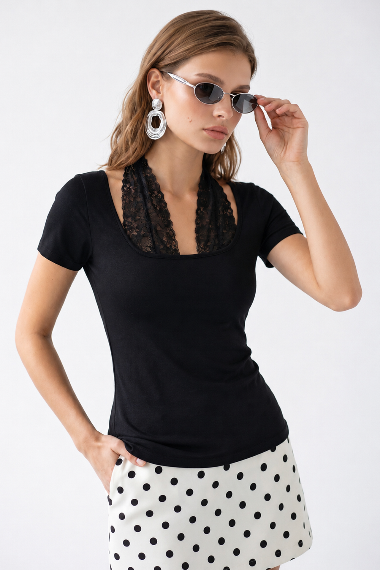 MIXRAY Lace Viscose U-Neck Slim Fit Blouse 4