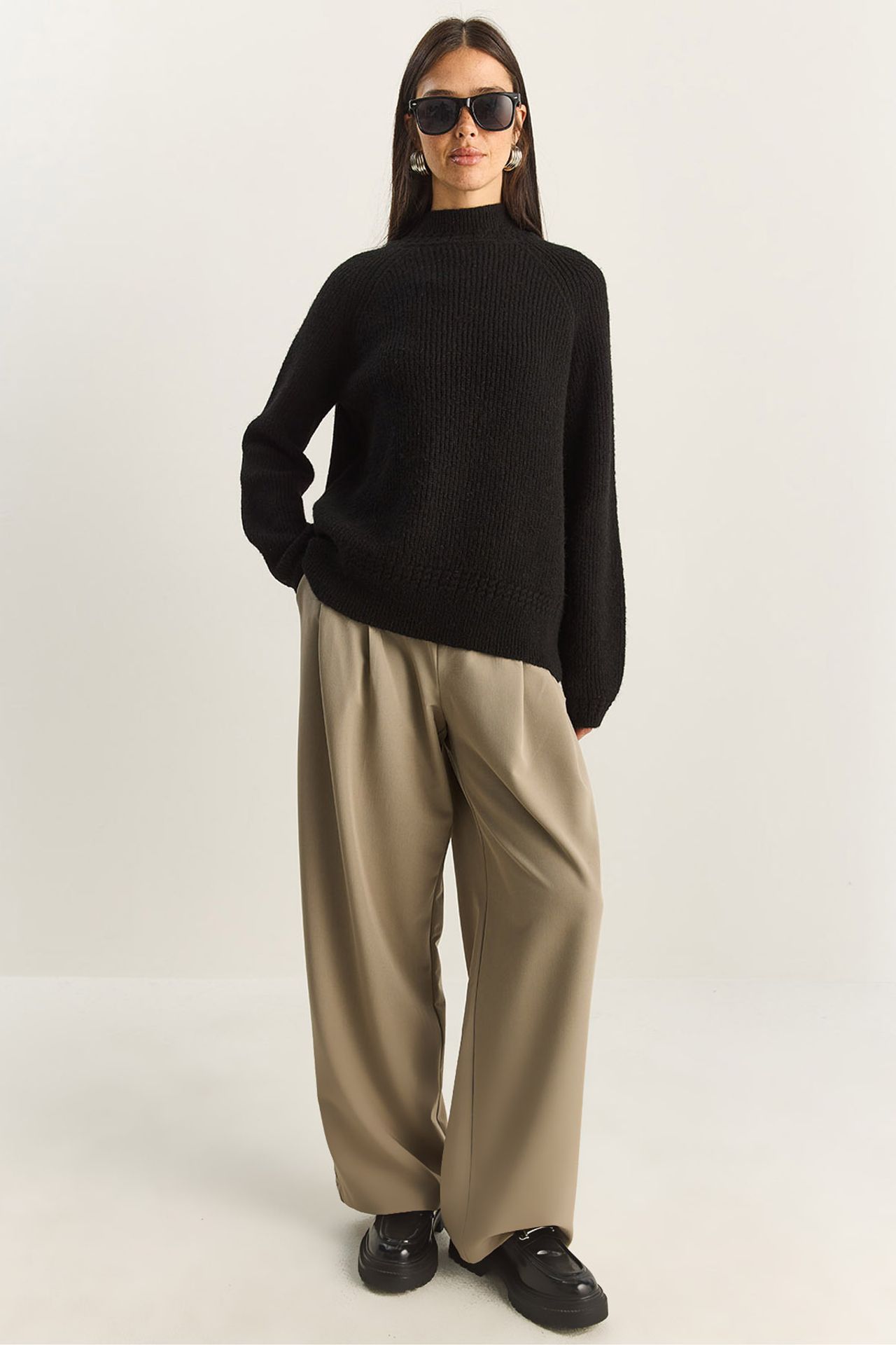 LUCCI Oversized Crew Neck Knit Sweater 3