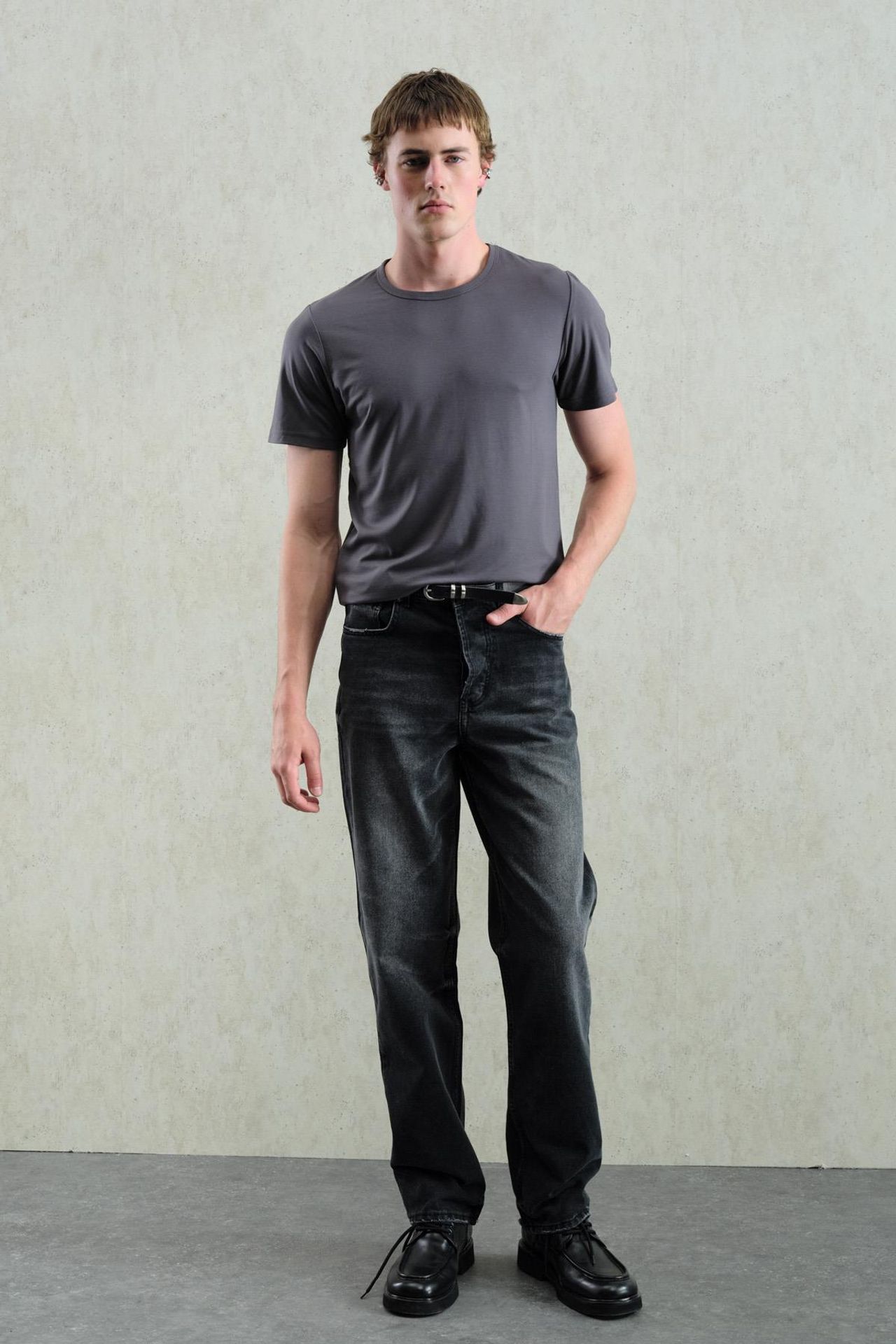 GIESTO Regular Fit Straight Leg Denim Jeans 1