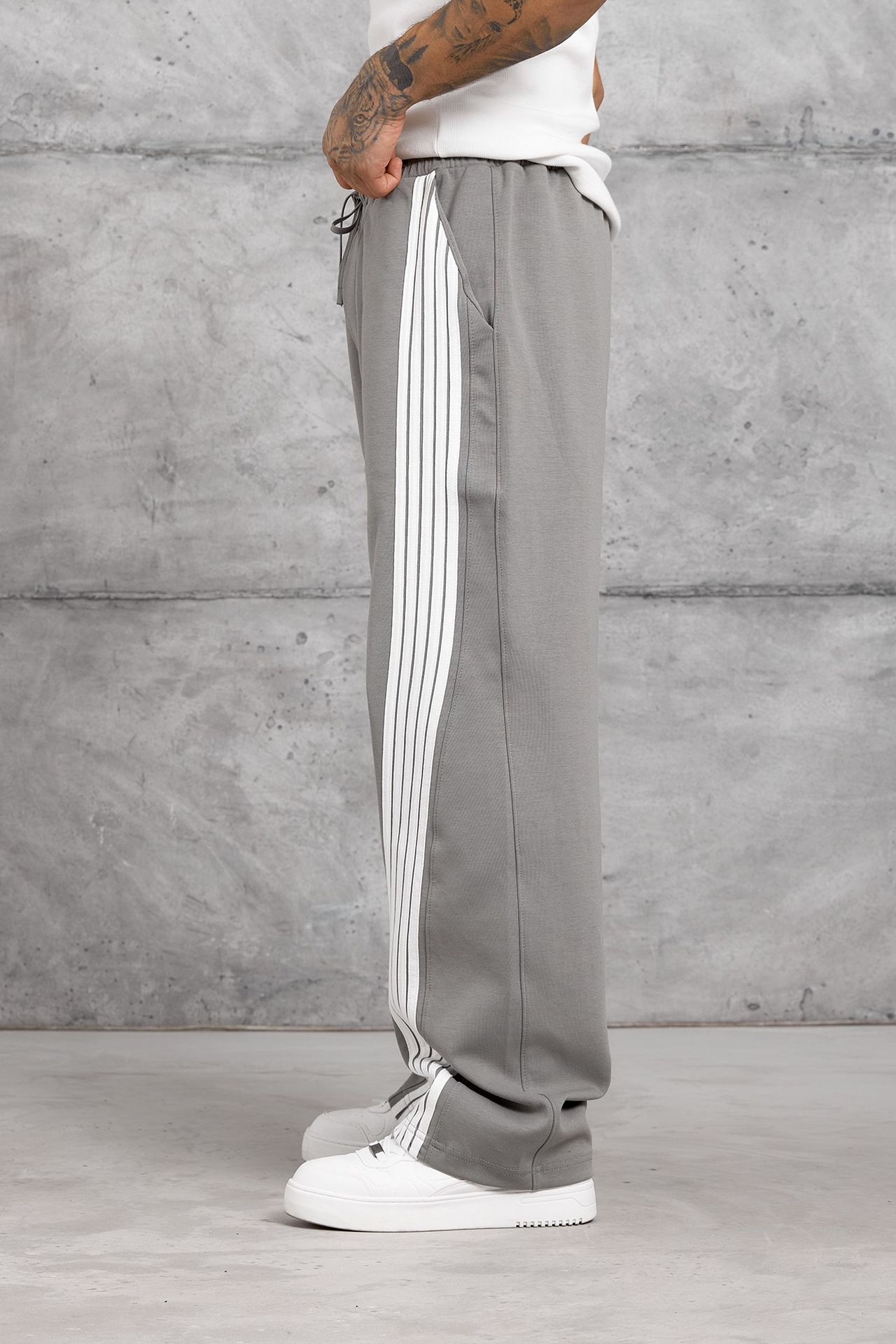 NOMARC Çizgili Geniş Paça Büzme İpli Jogger Pantolon 2