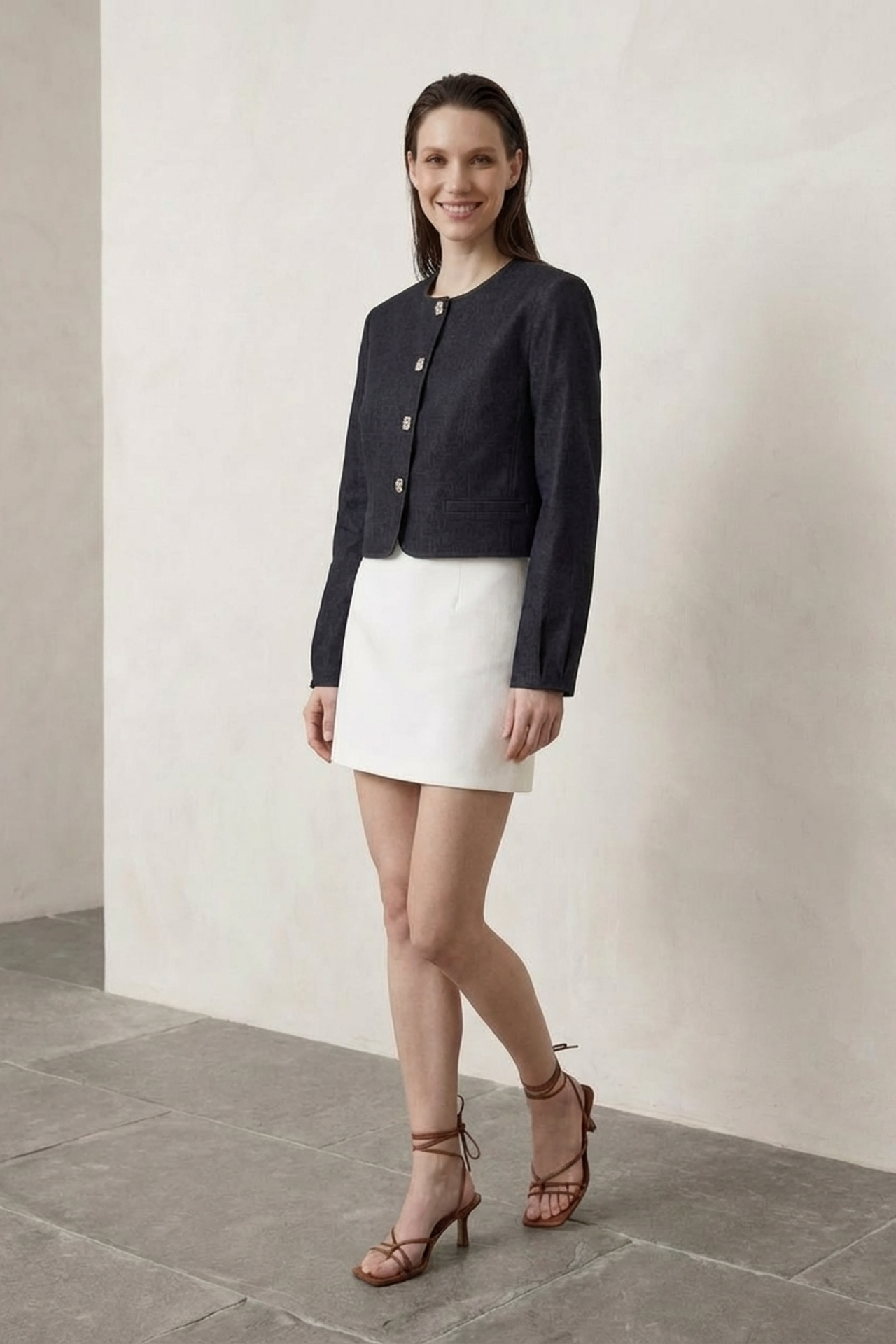 MY FASHION Tailored Button Closure Short Jacket 5