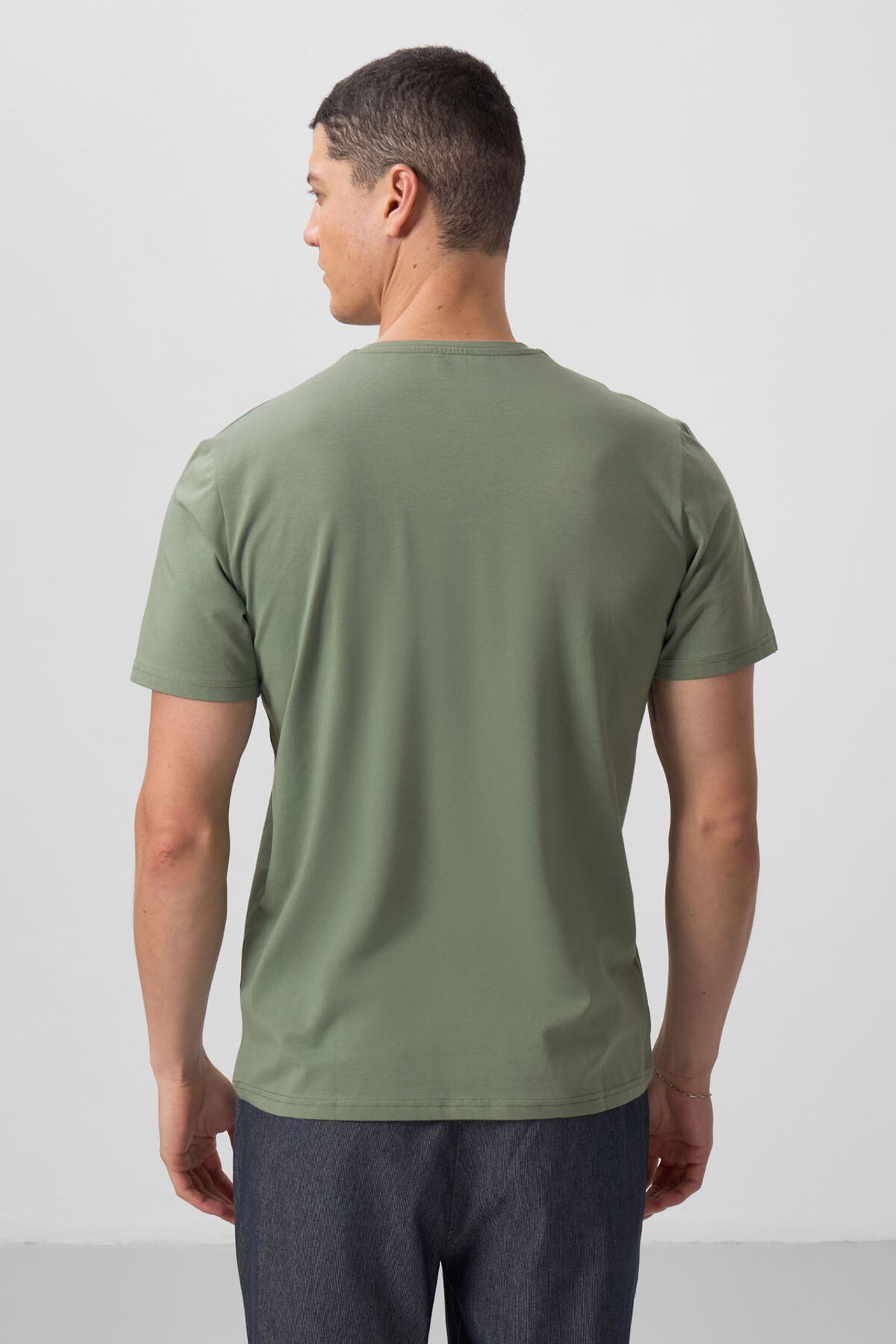 TOMMY Men's V-Neck Short Sleeve T-Shirt 6