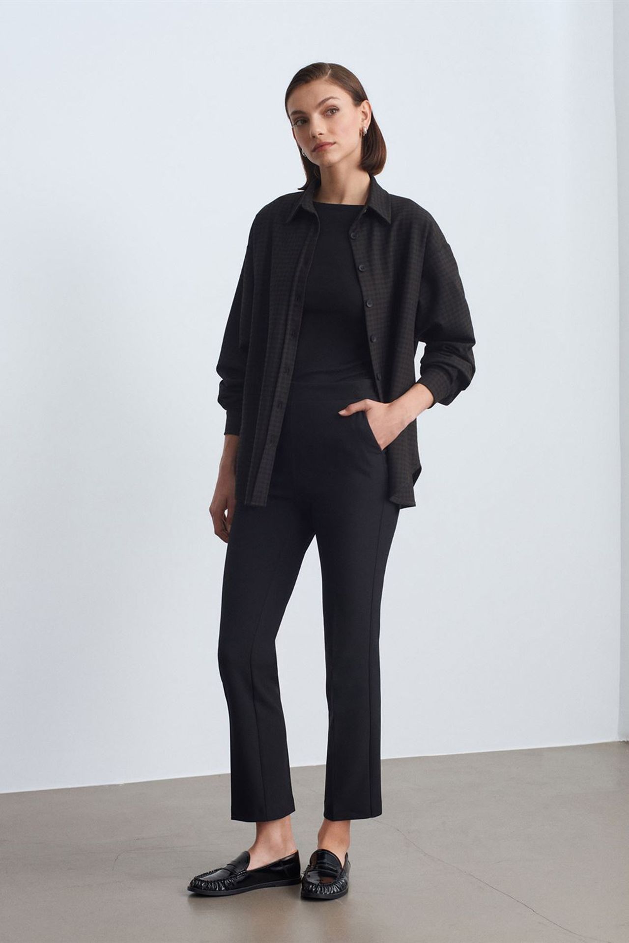 DILVIN Oversized Long-sleeve Micro-pattern Shirt 4