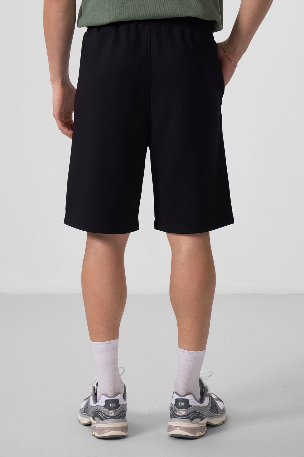 TOMMY Oversized Cotton-Blend Knit Shorts 5