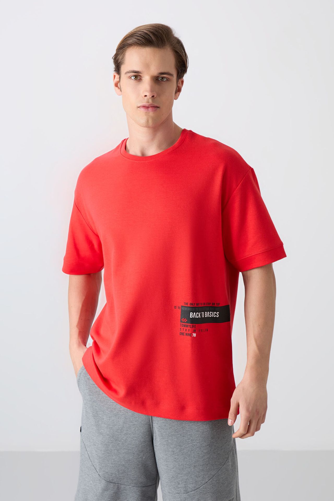 TOMMY Oversized Cotton-Blend Crew Neck T-Shirt 1