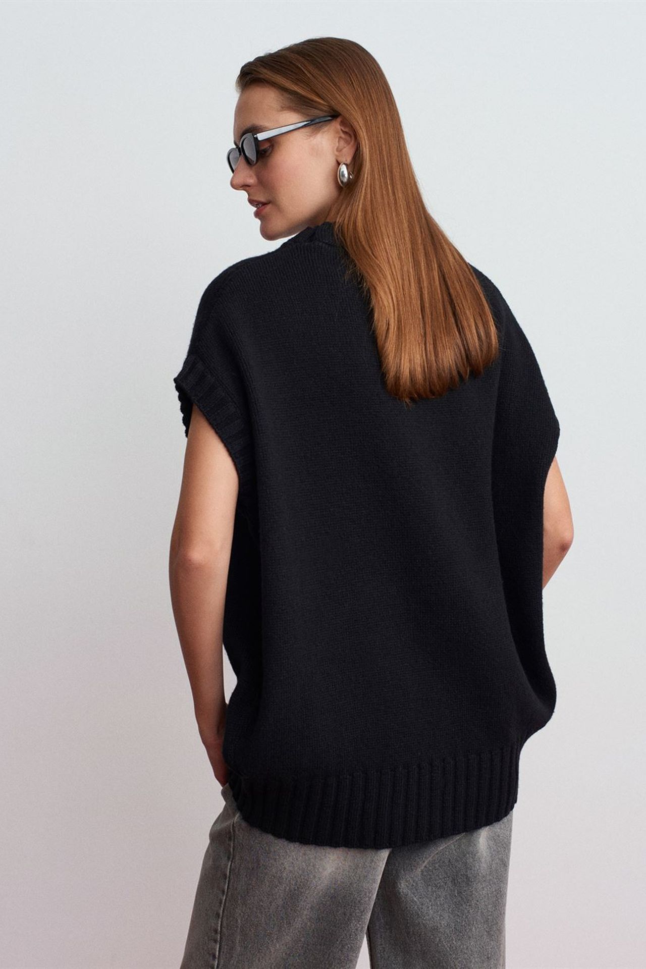 DILVIN Oversized Ribbed Knit Sweater Vest 3