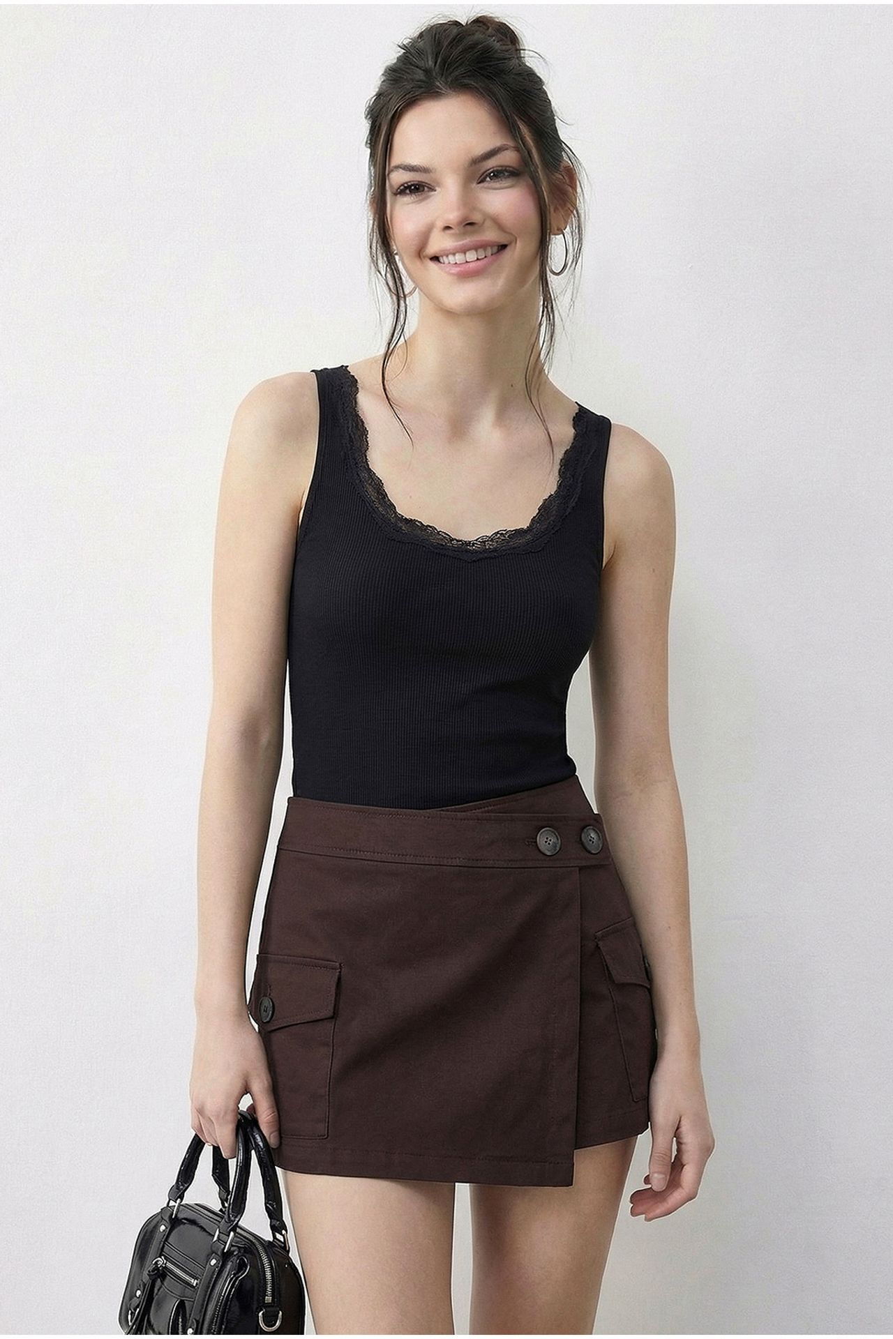 LUCCI Fitted Lace-trim Knit Camisole 1