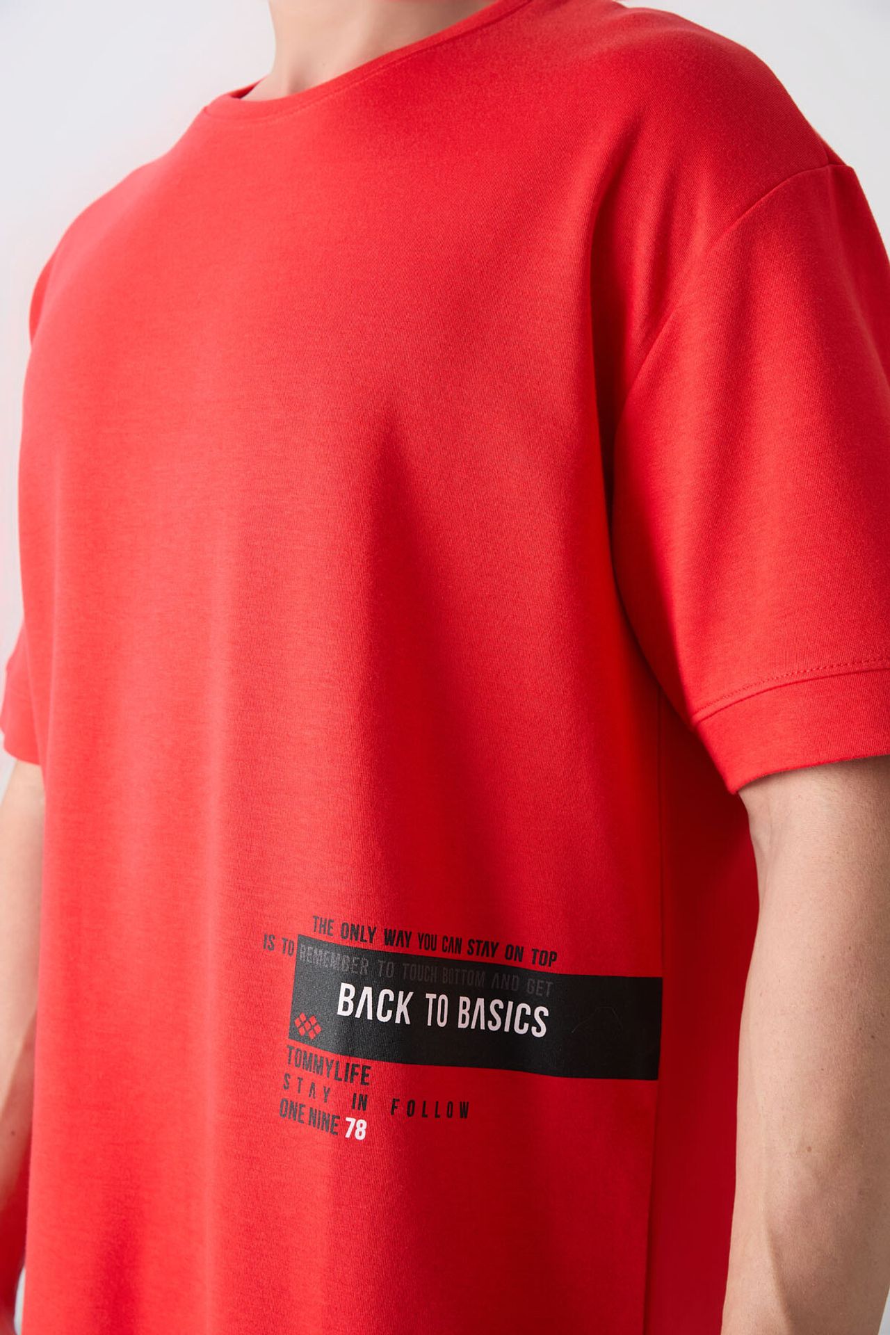 TOMMY Oversized Cotton-Blend Crew Neck T-Shirt 3