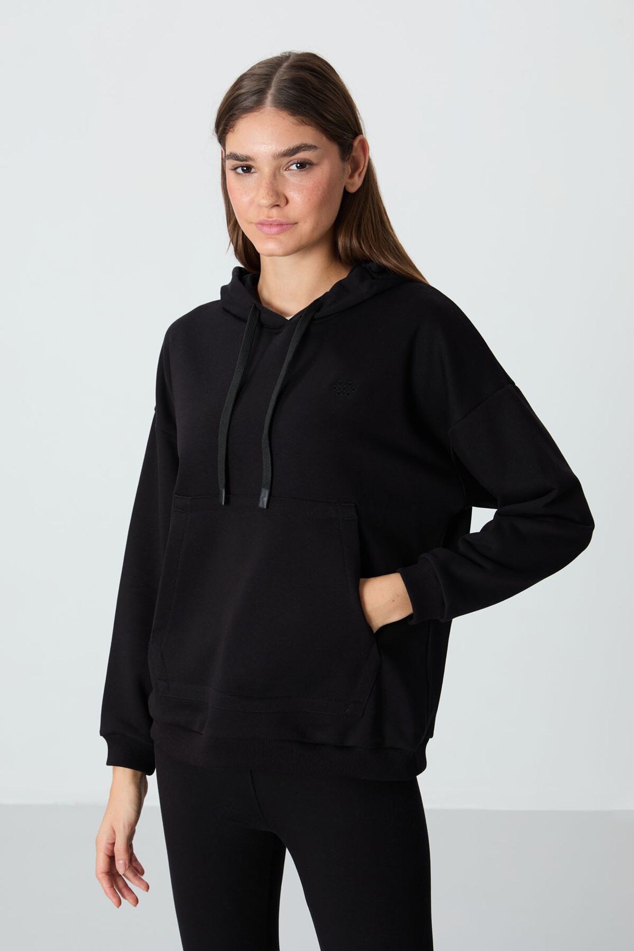 TOMMY Oversized Hooded Sweatshirt With Pocket 4