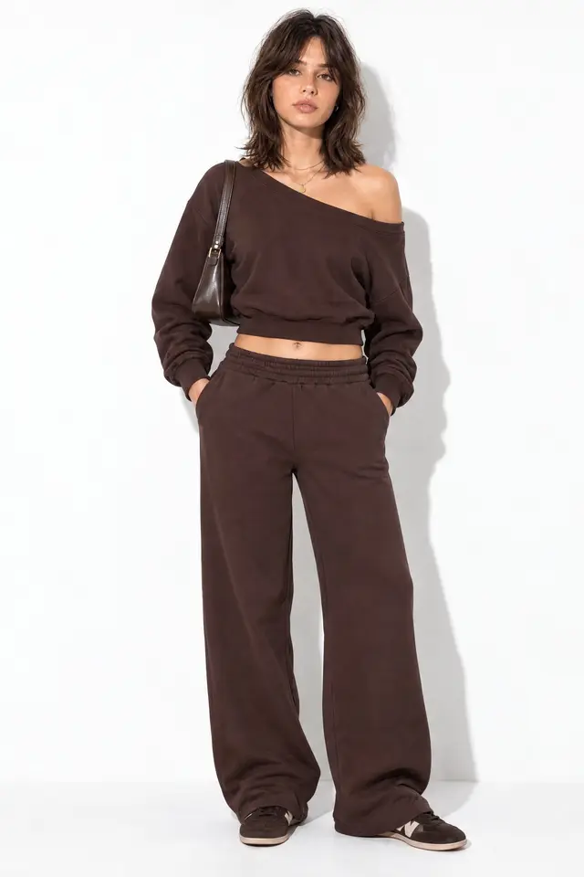 Mid-Waist Straight Leg Sweatpants