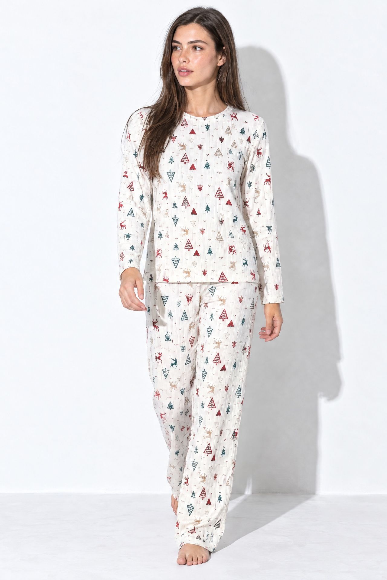 Desenli Pijama Takımı 2