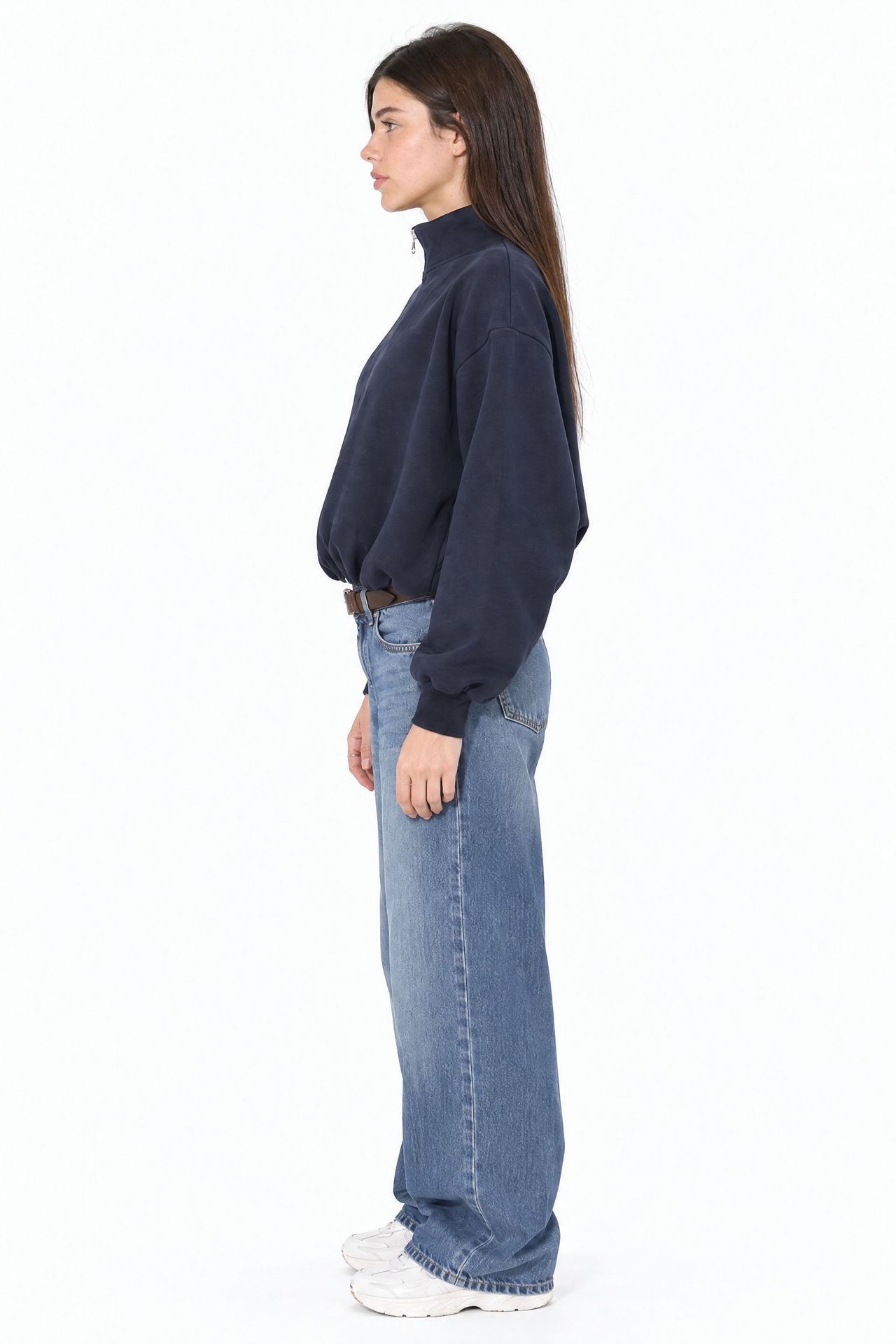 BUSEM Bol Kesim Yarım Fermuarlı Kısa Sweatshirt 3