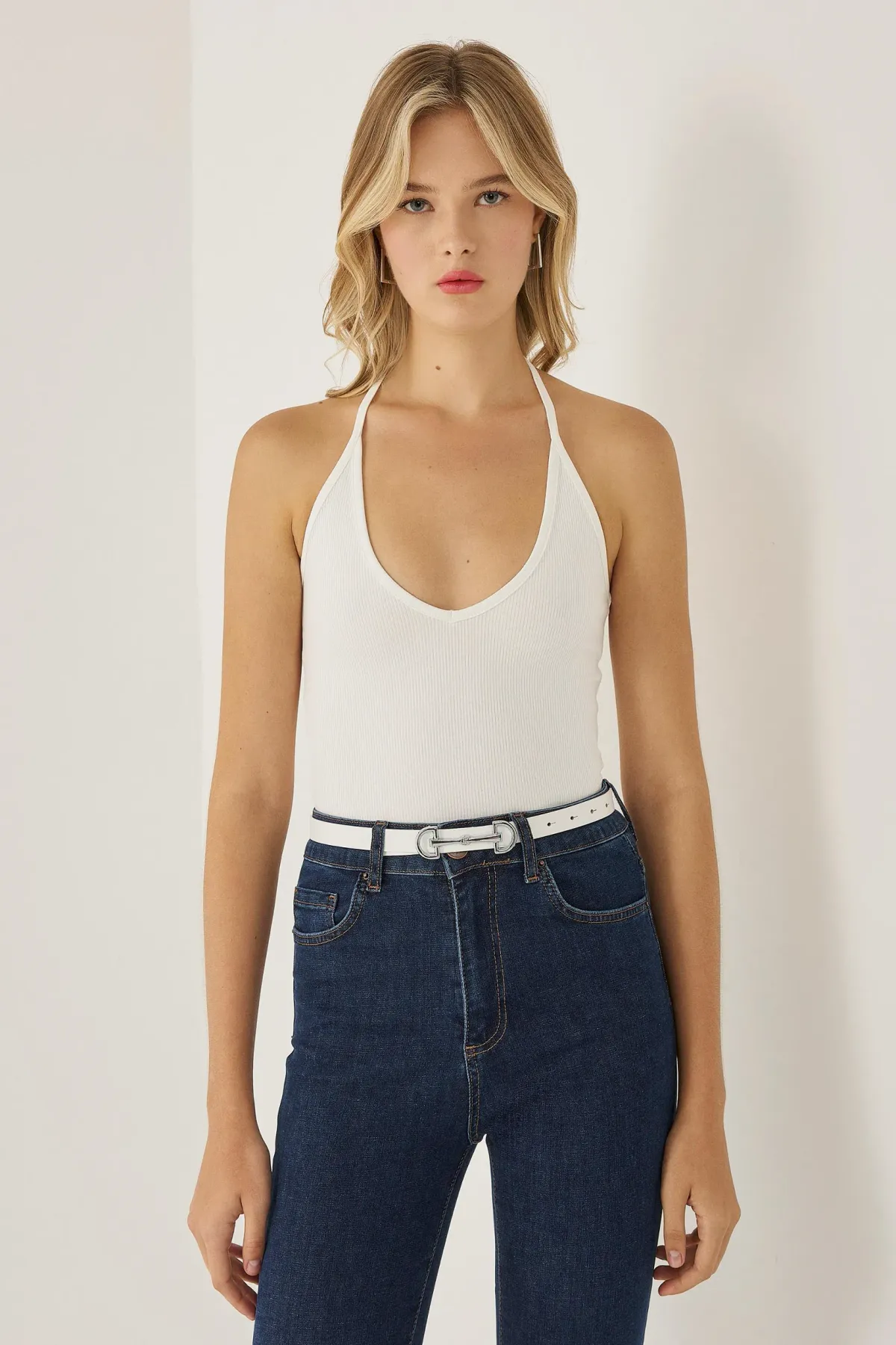 Halter Yaka Jersey Crop Top 3