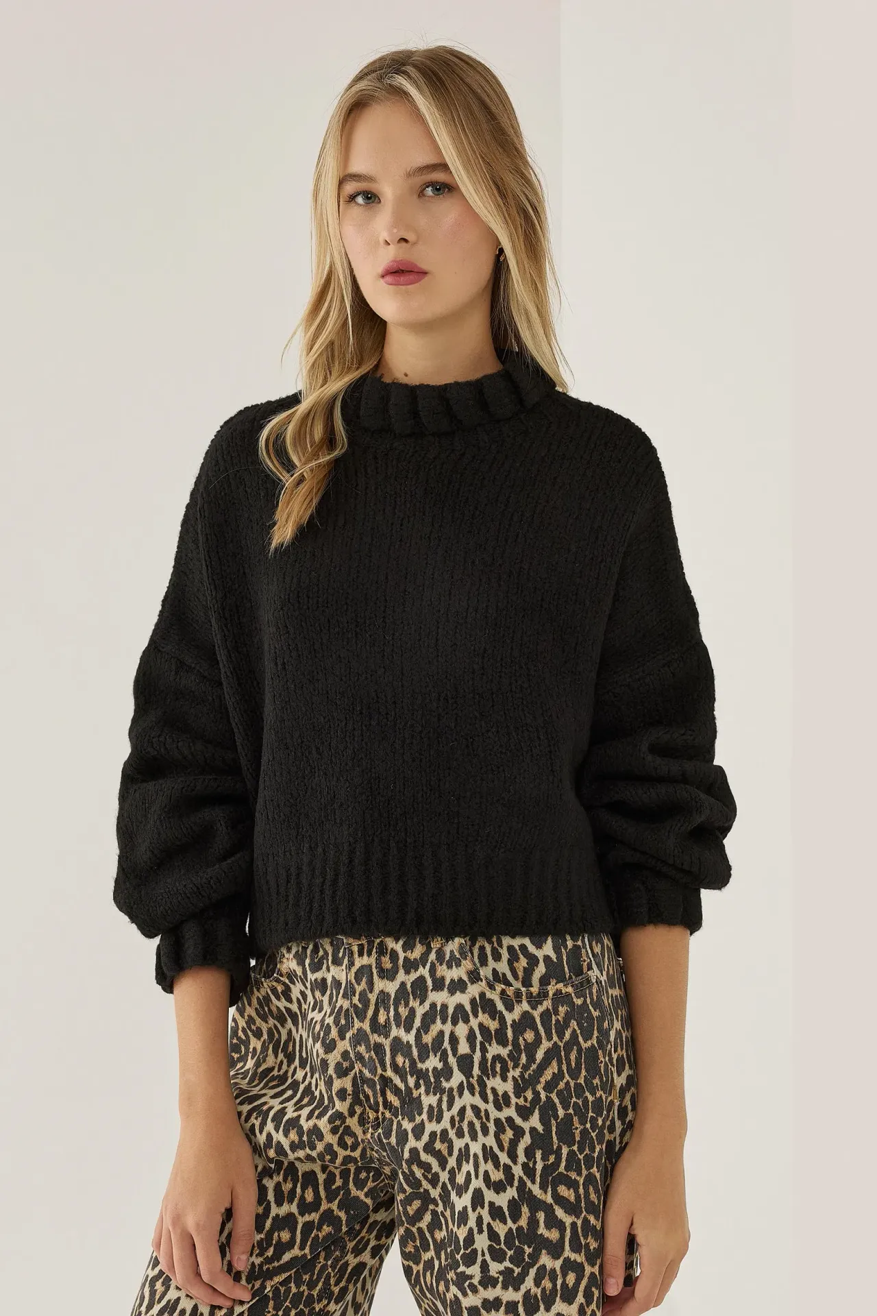 Knit Crew Neck Sweater
