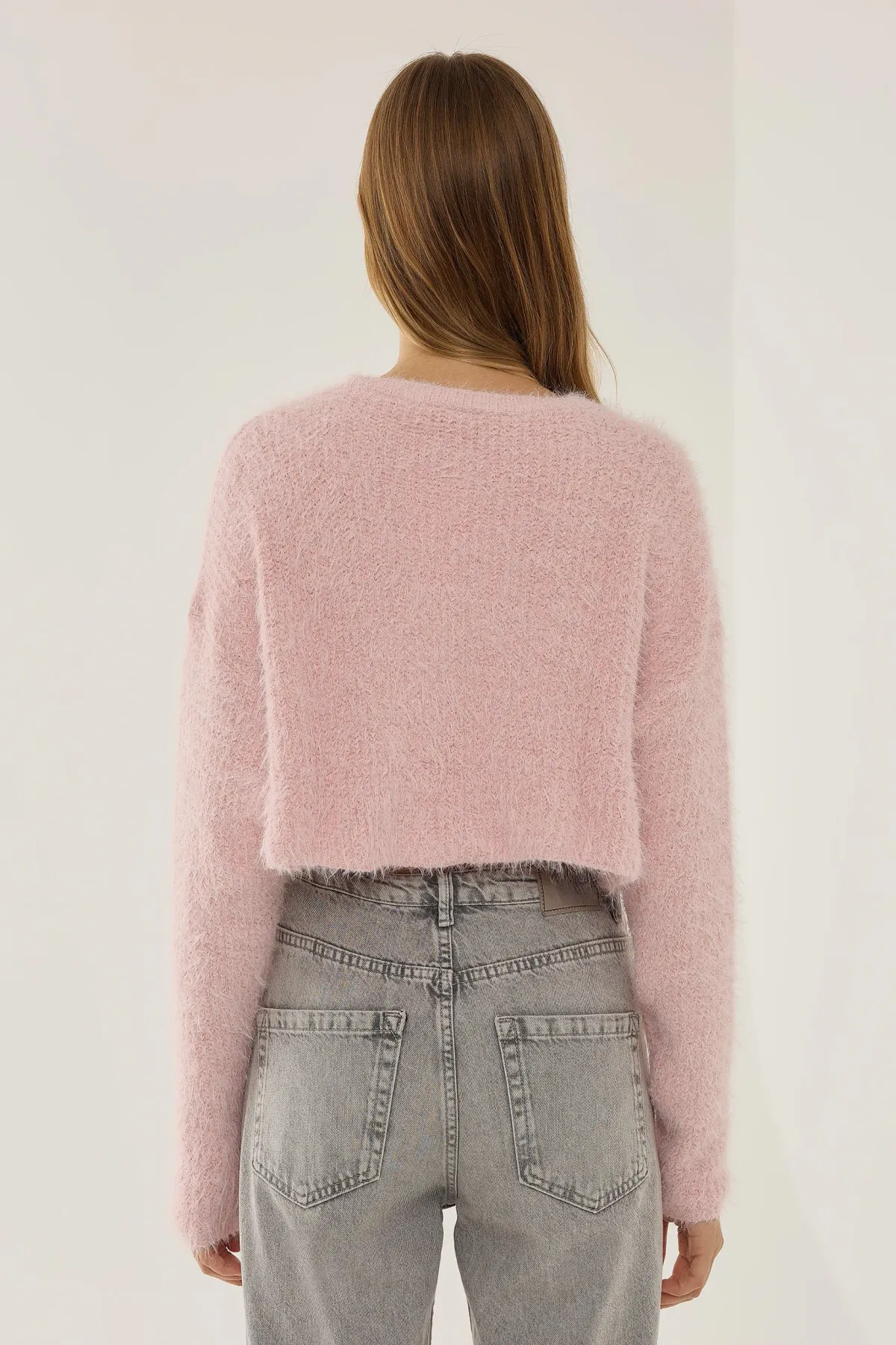 Textured Crop Sweater with Crew Neck 4