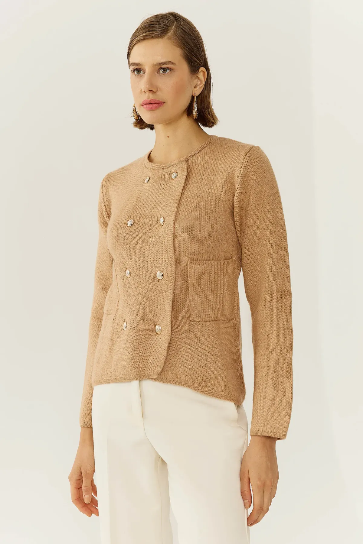 Buttoned Cardigan 4
