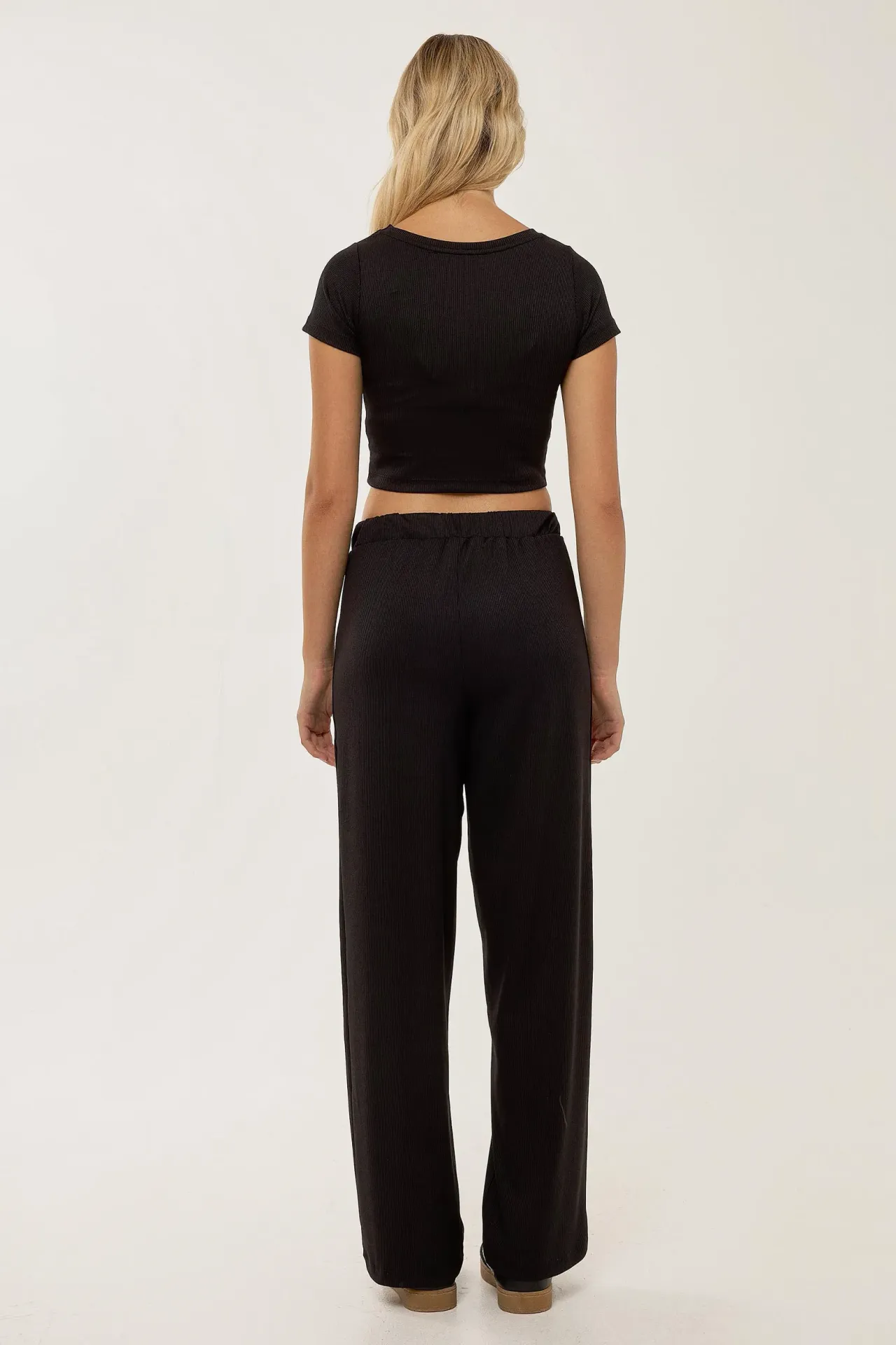 Knit Crop Shirt & Elastic Belt Pants Set